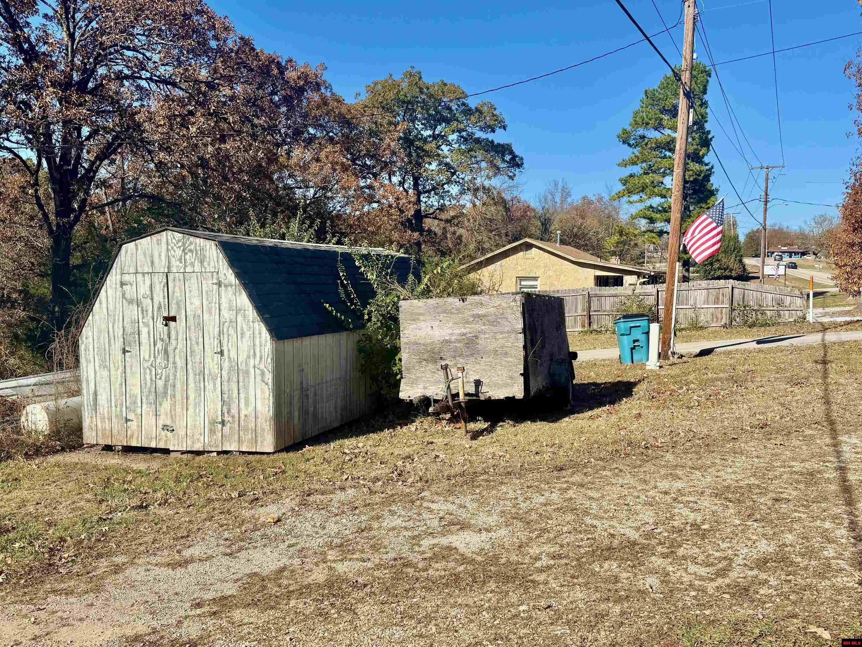 2236 Central Boulevard