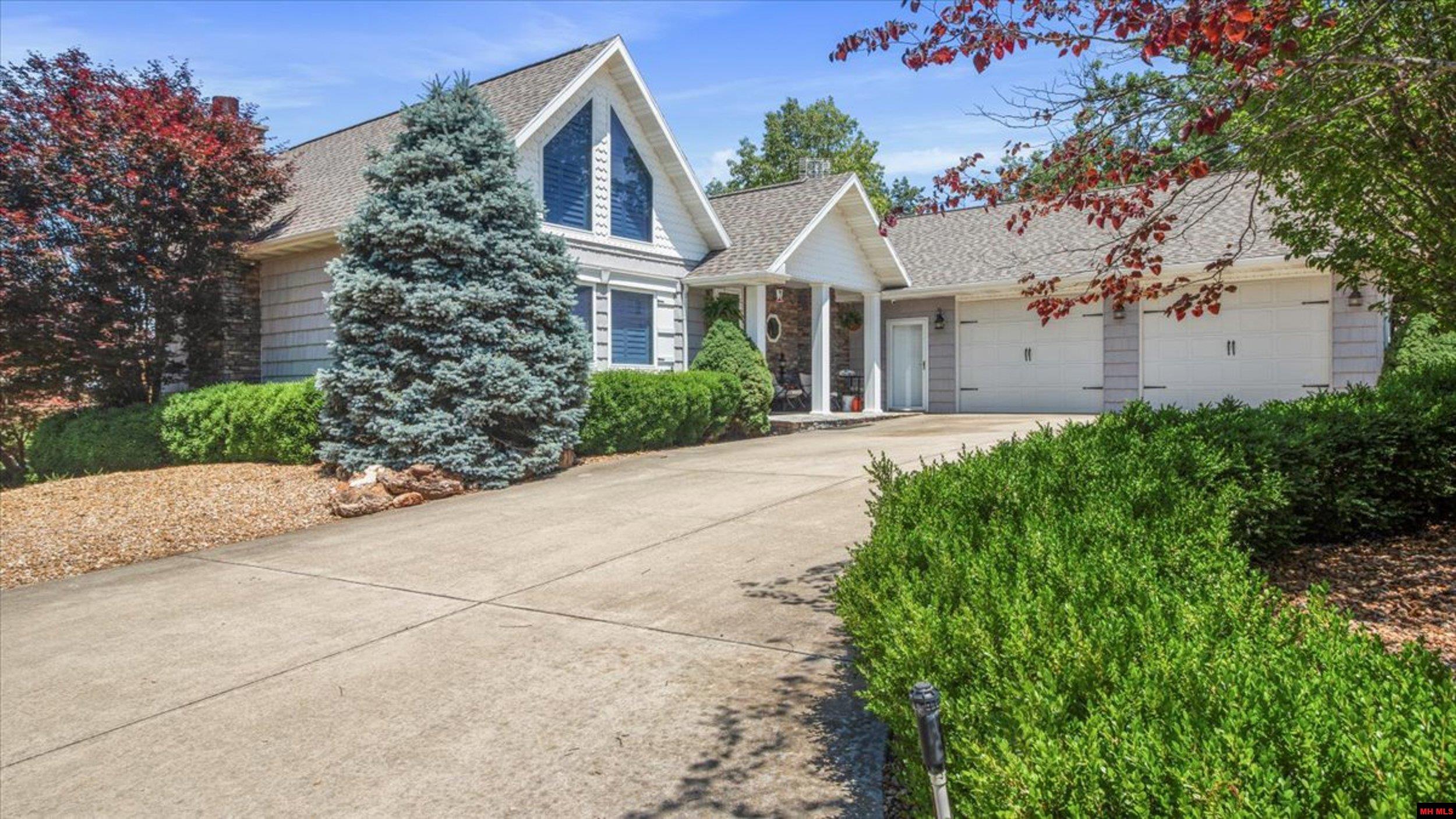 85 MC 142 Oakland, AR 72661