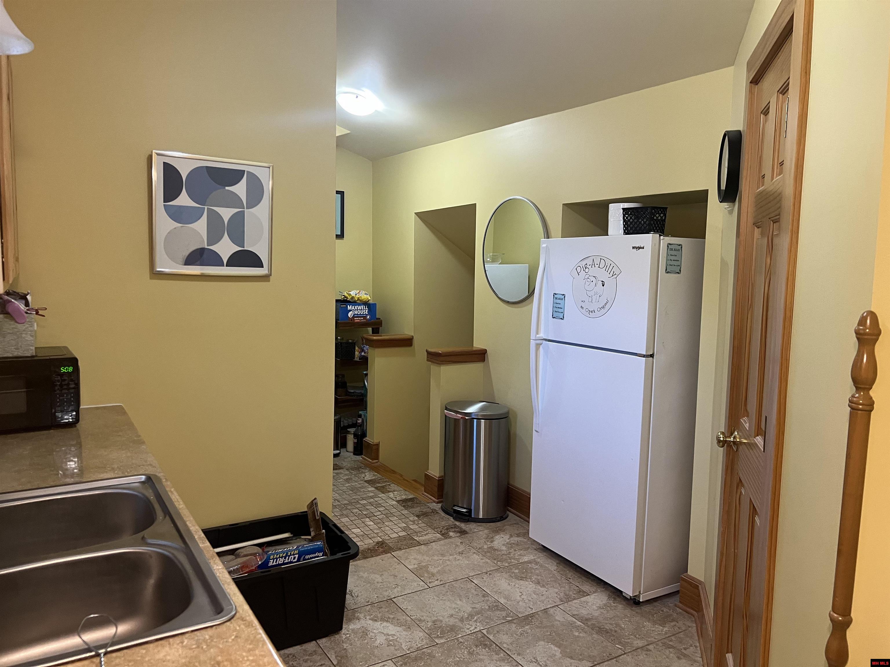 207 & 211 Old Main Street