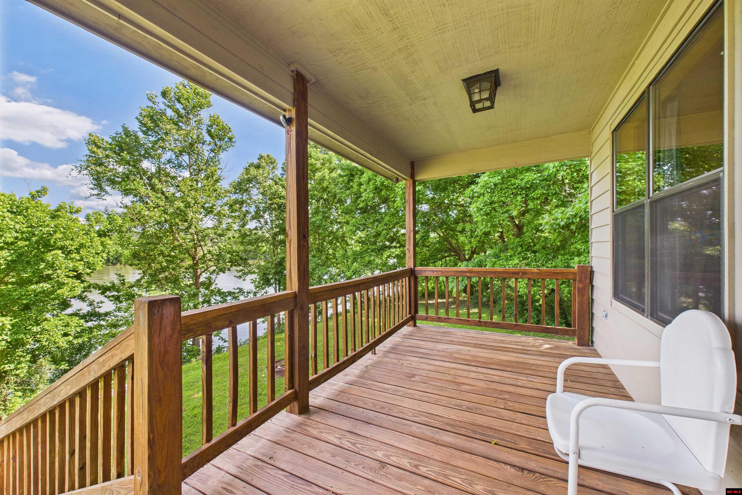 1 Mullett's Landing Road