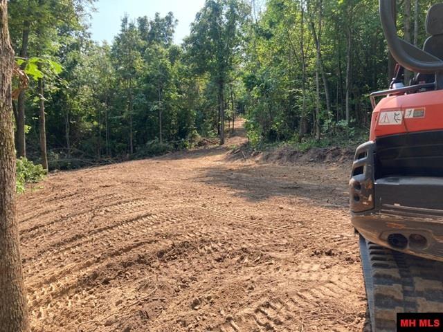 6518 Tomahawk Church Road