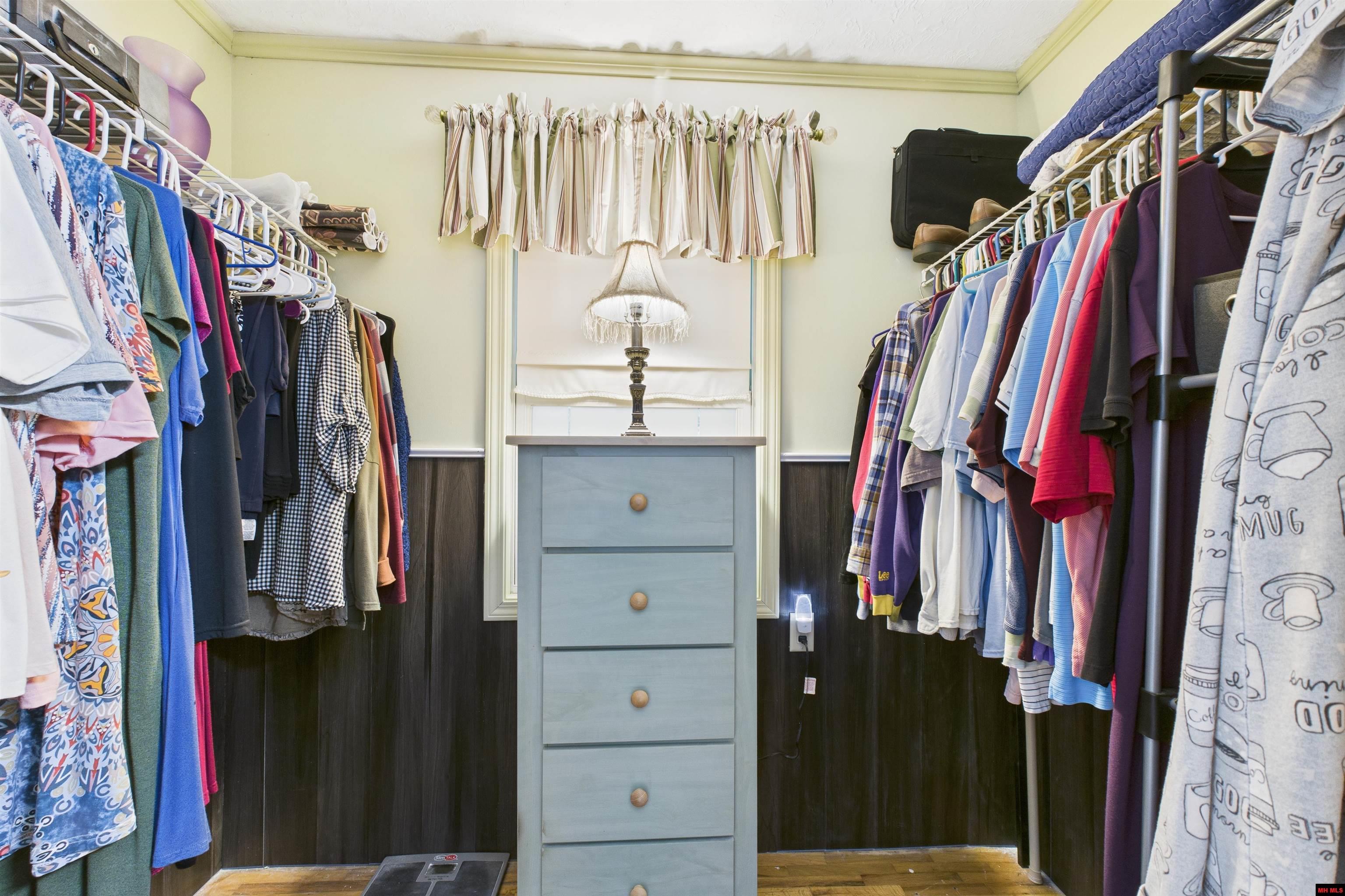 611 N College Street