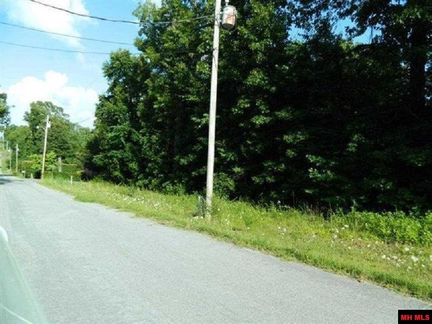 Lots 1-4 Walnut Avenue