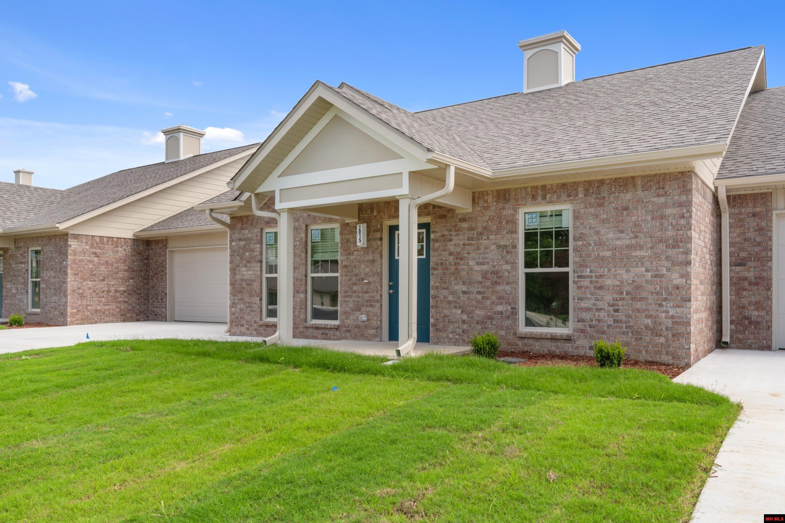 2015 Silver Bay Court