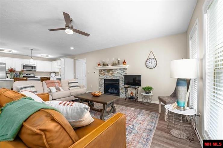 2002 Silver Bay Court