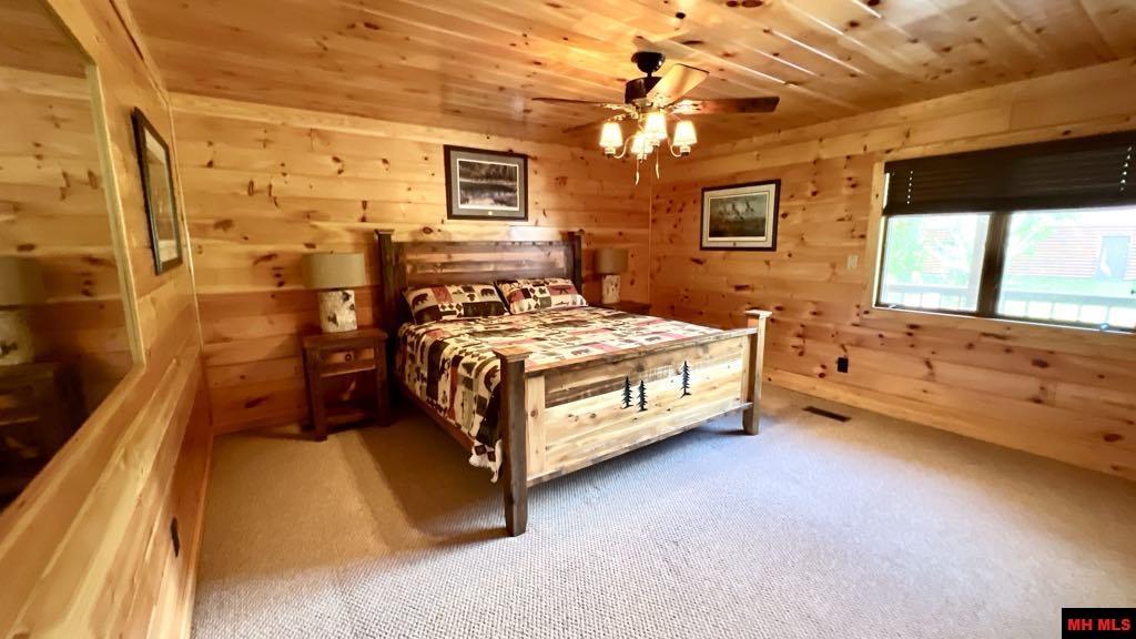 782 Diamond Bay Road