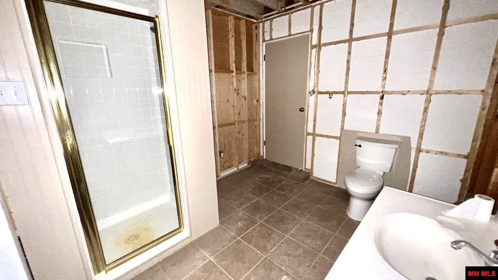 782 Diamond Bay Road