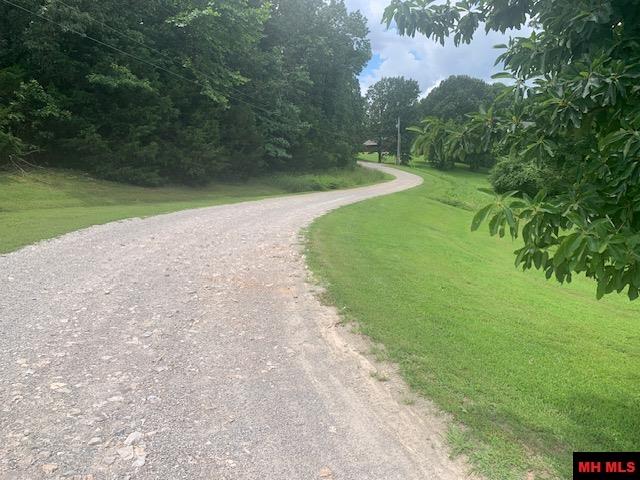 001-04806-002 Colonial Lane