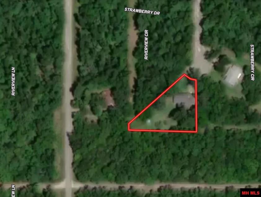 1607 Riverview Circle