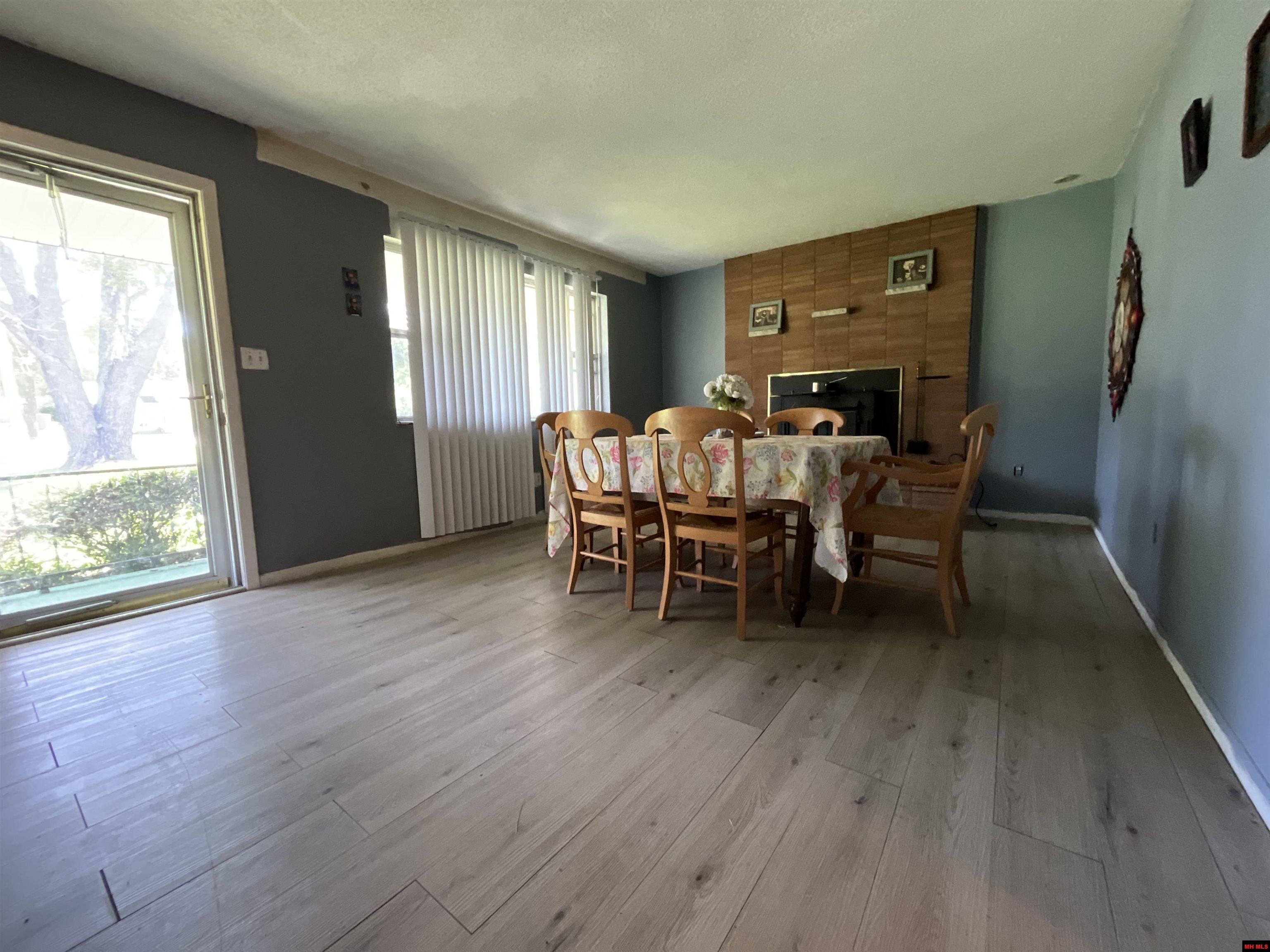 321 WALKER STREET Licking, MO