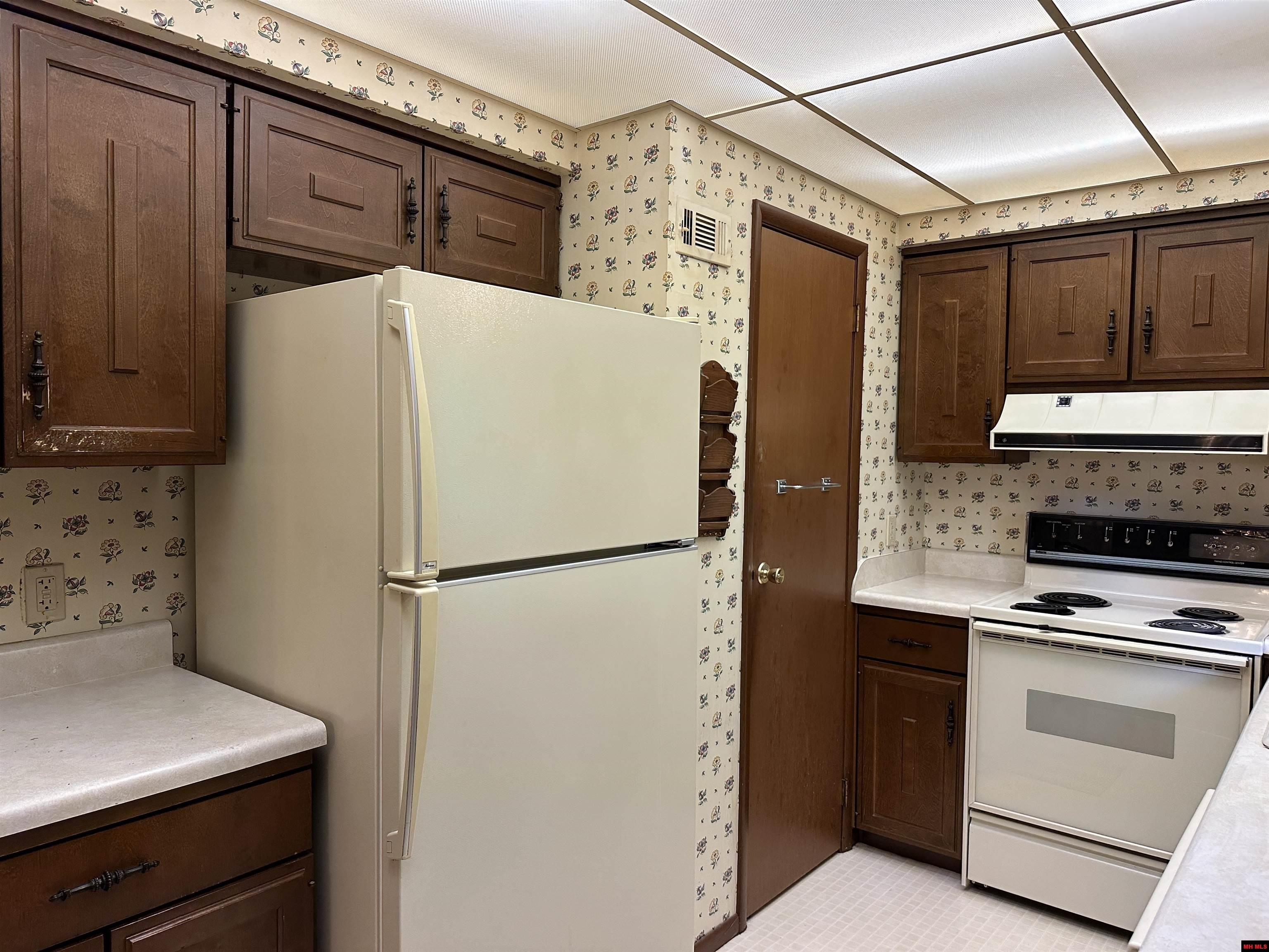 1121 MEADOWBROOK DRIVE Mountain Home, AR