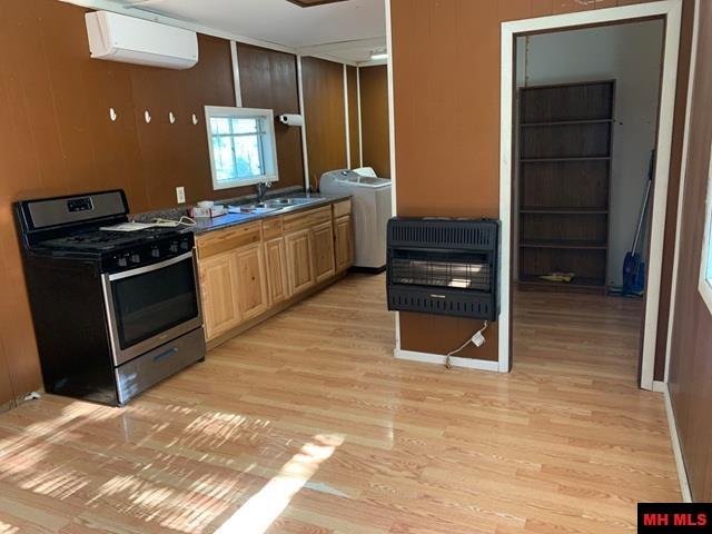 130 & 121 Ginger Lane