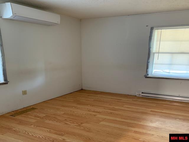 130 & 121 Ginger Lane