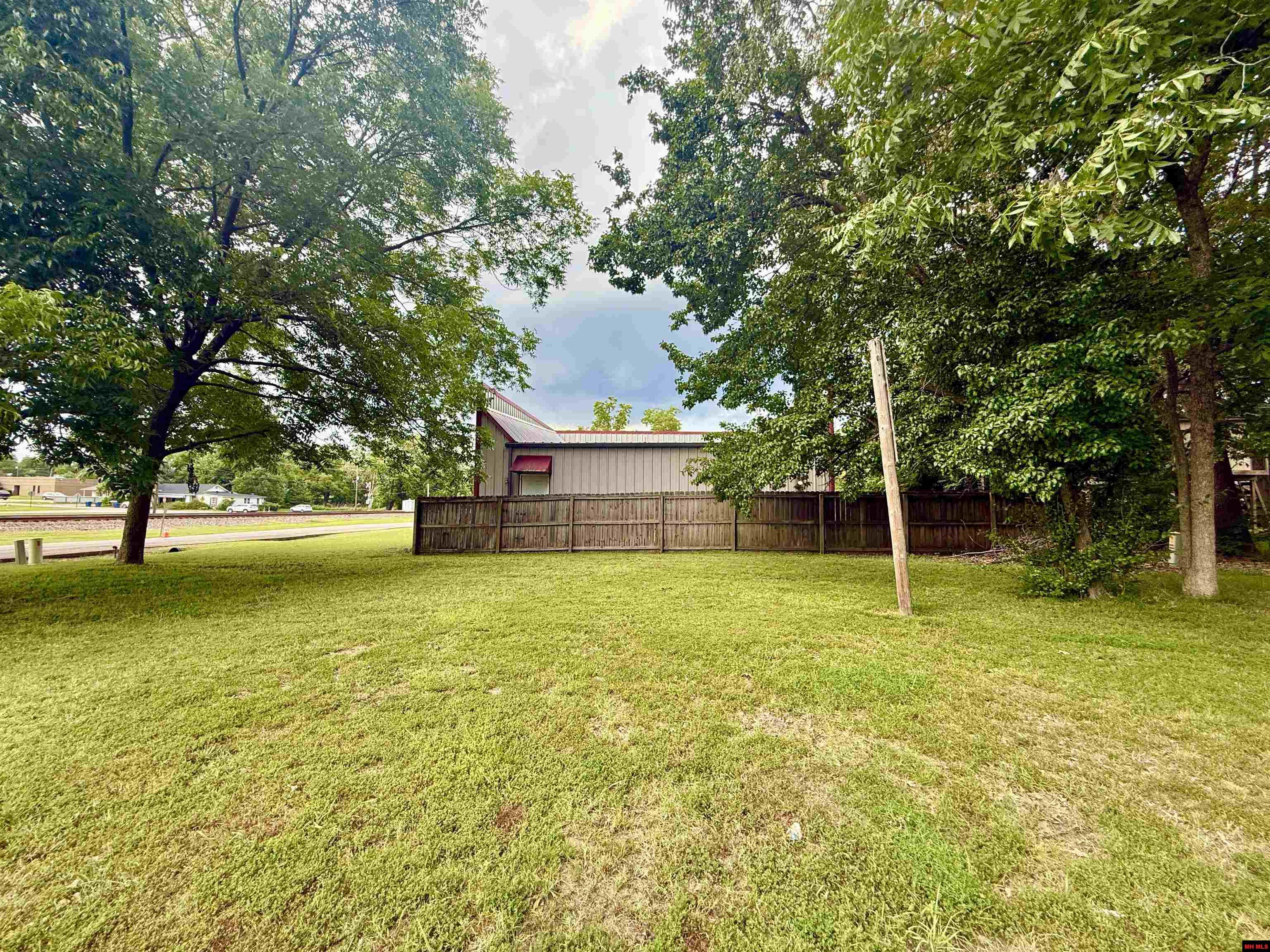 Lots 5 & 6 N Adams Street