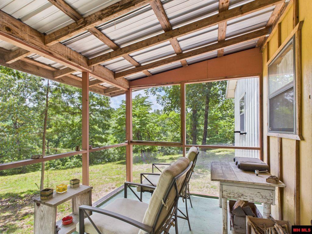 001-00673-000 Cozy Lane