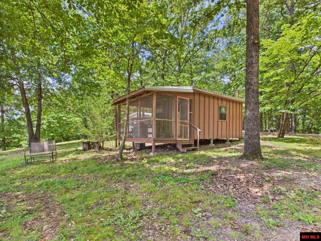 001-00673-000 Cozy Lane