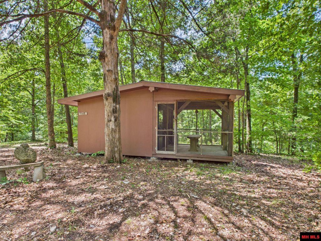 001-00673-000 Cozy Lane