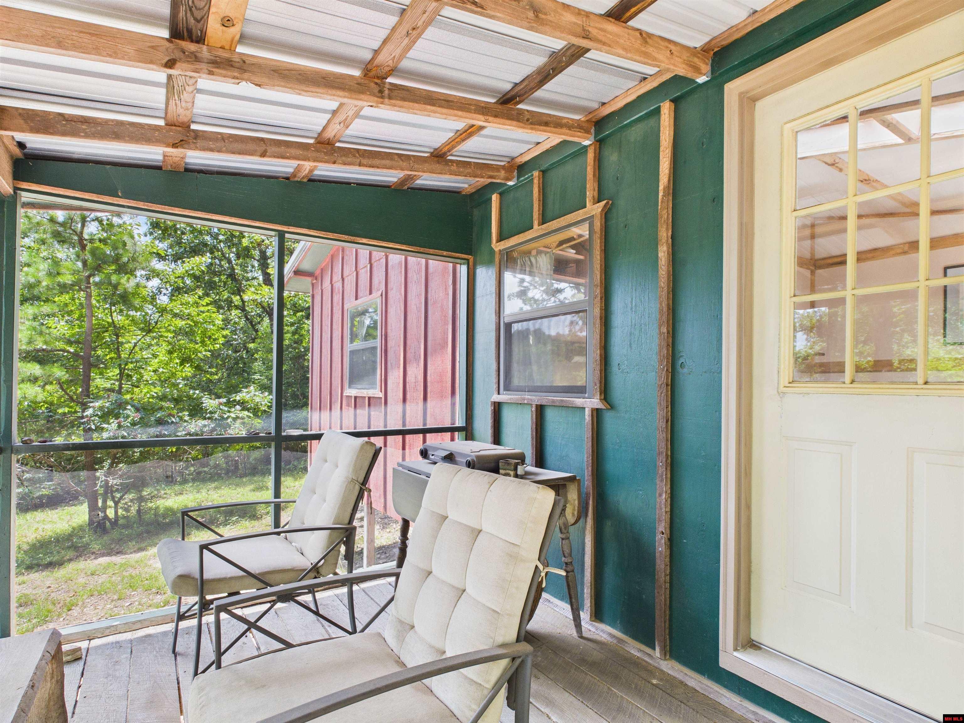 001-00673-000 Cozy Lane