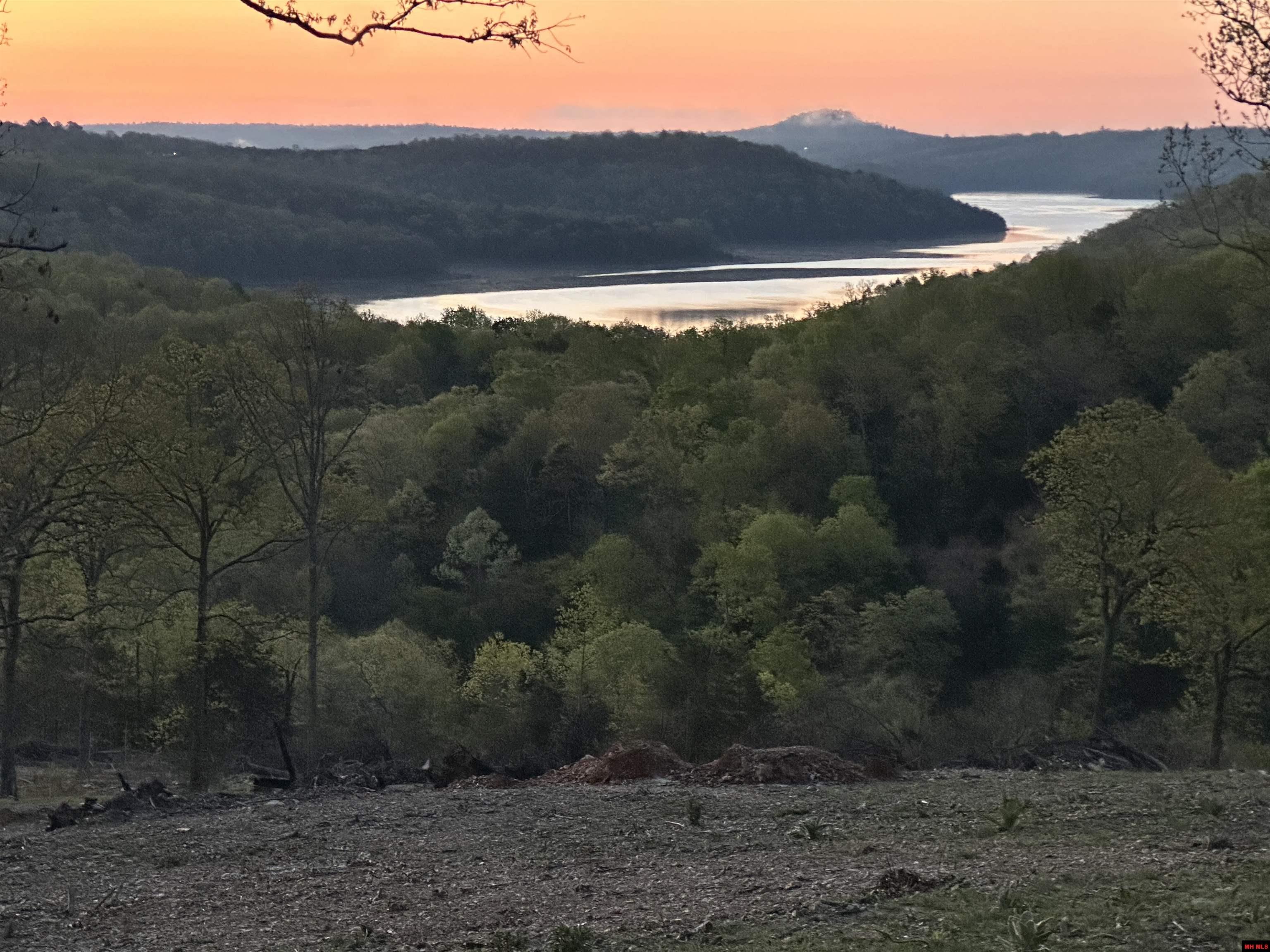 001-03317-000 Blackjack Trail