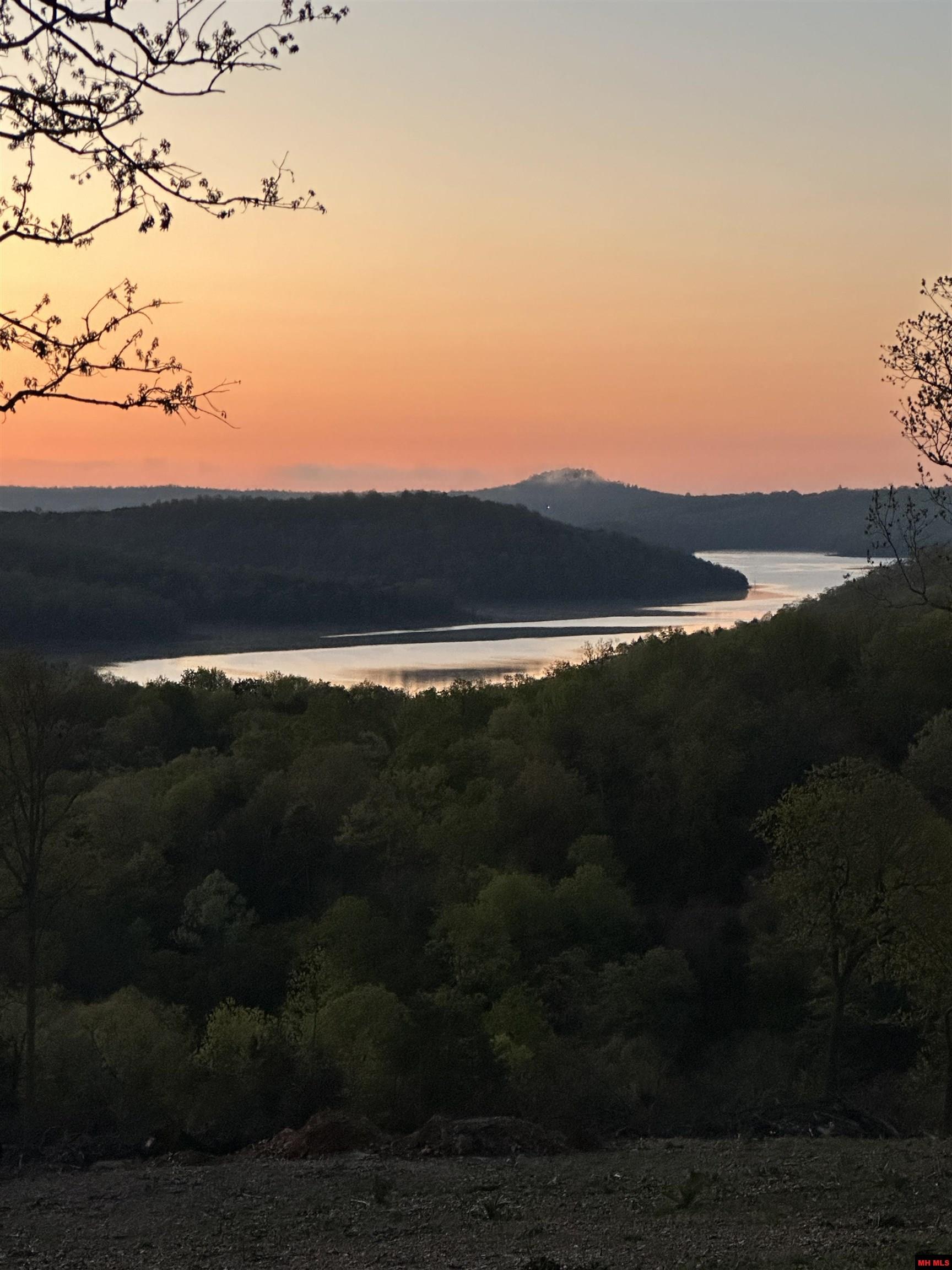 001-03317-000 Blackjack Trail