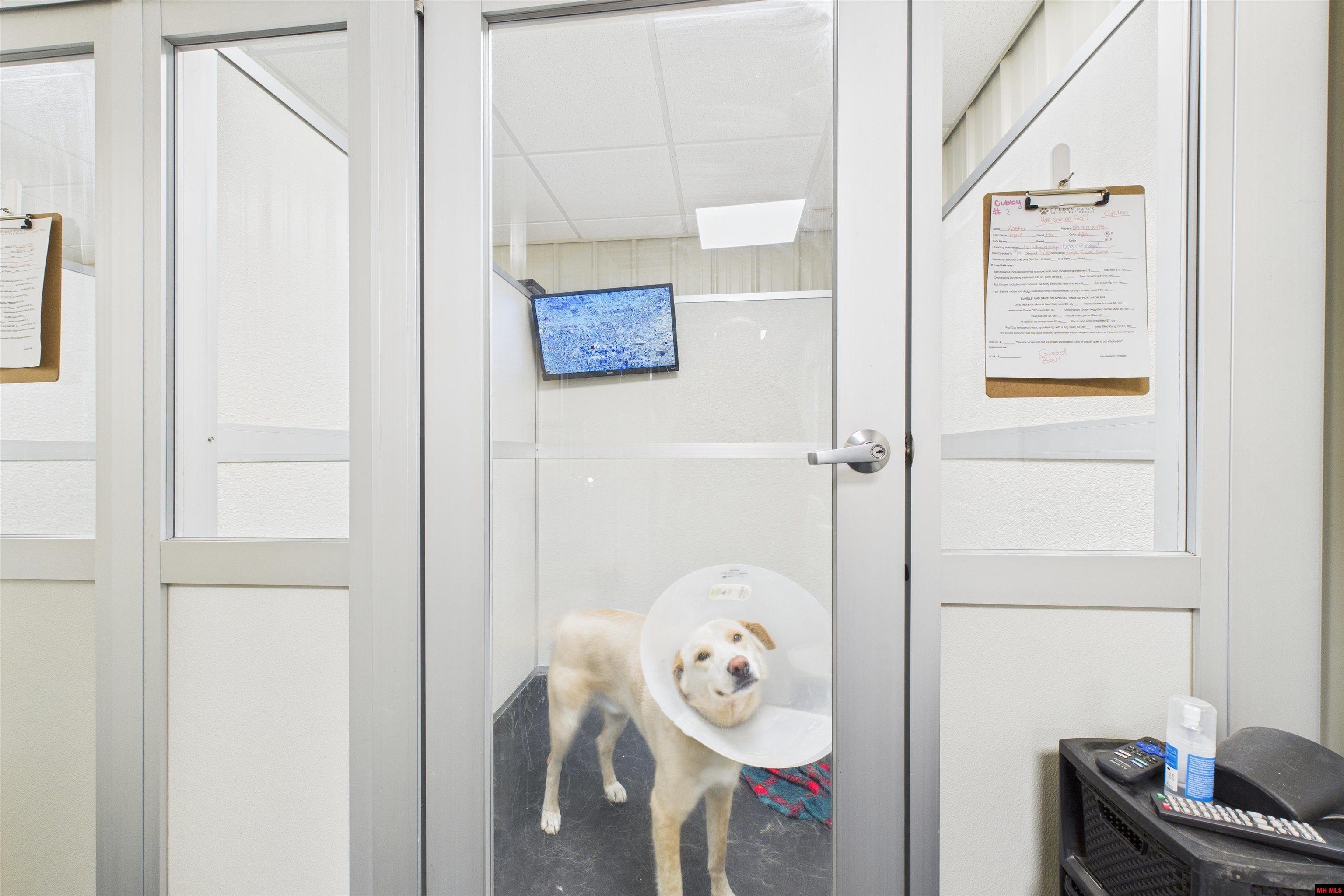 702 E MAIN STREET Flippin, AR