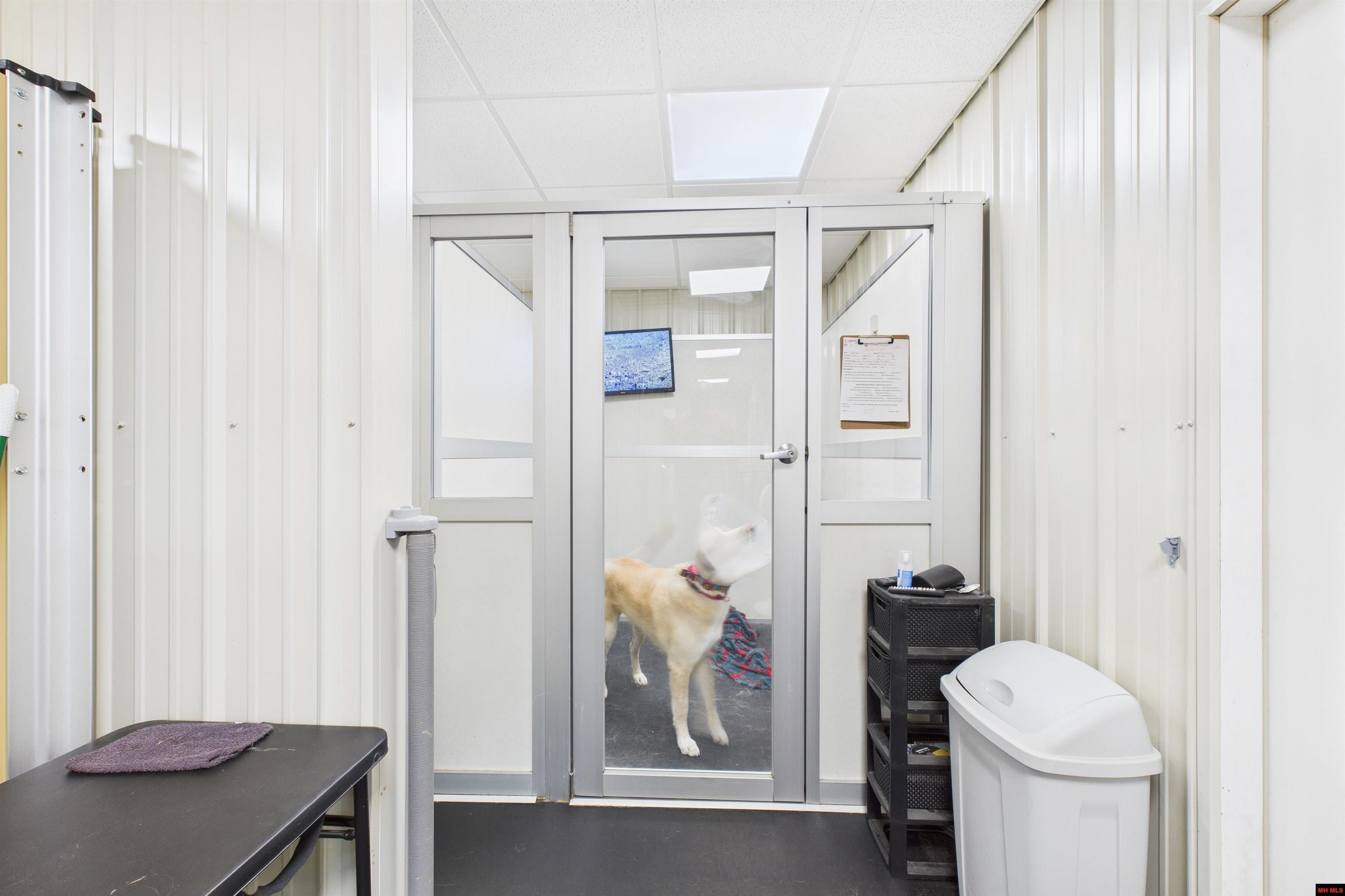 702 E MAIN STREET Flippin, AR