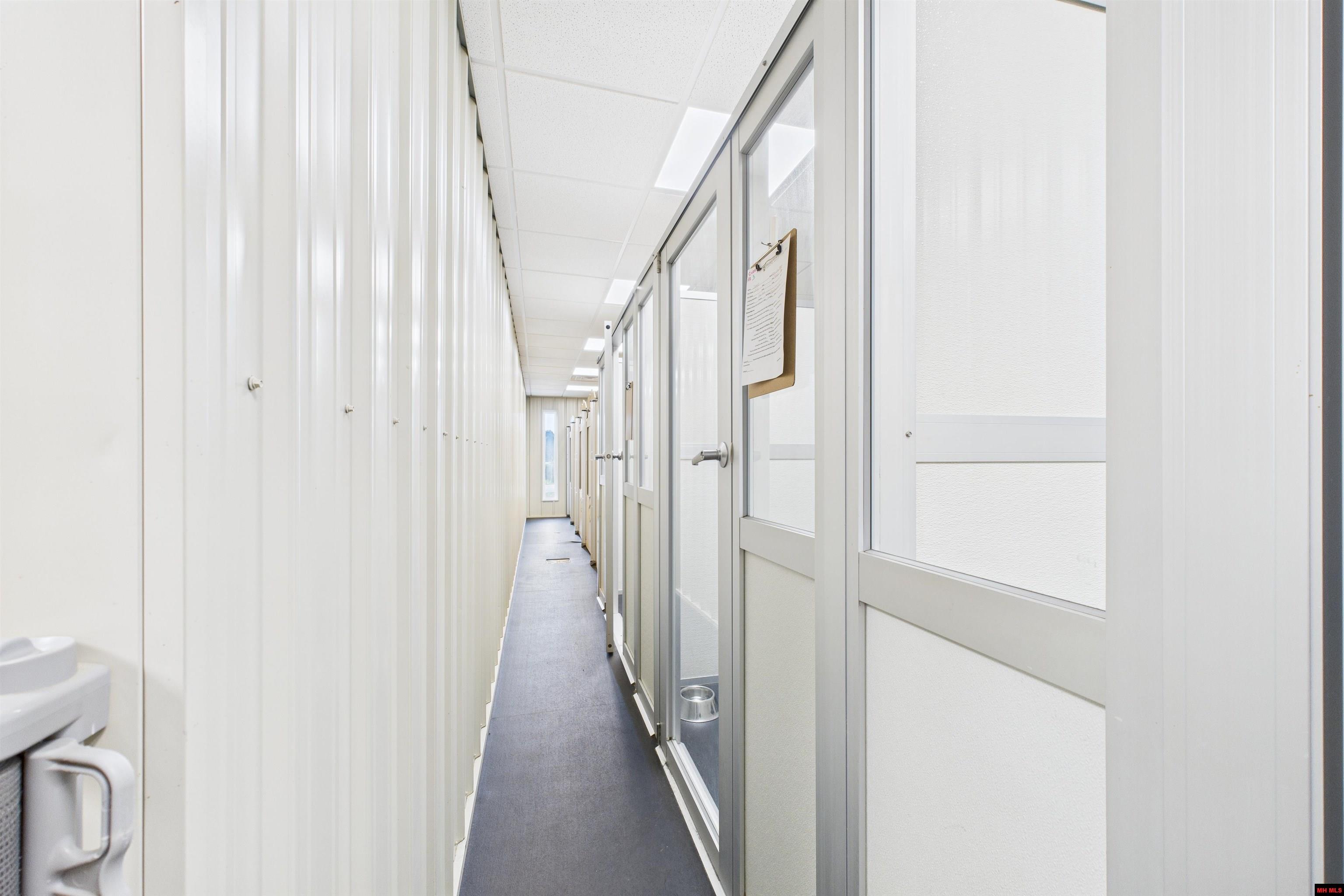 702 E MAIN STREET Flippin, AR