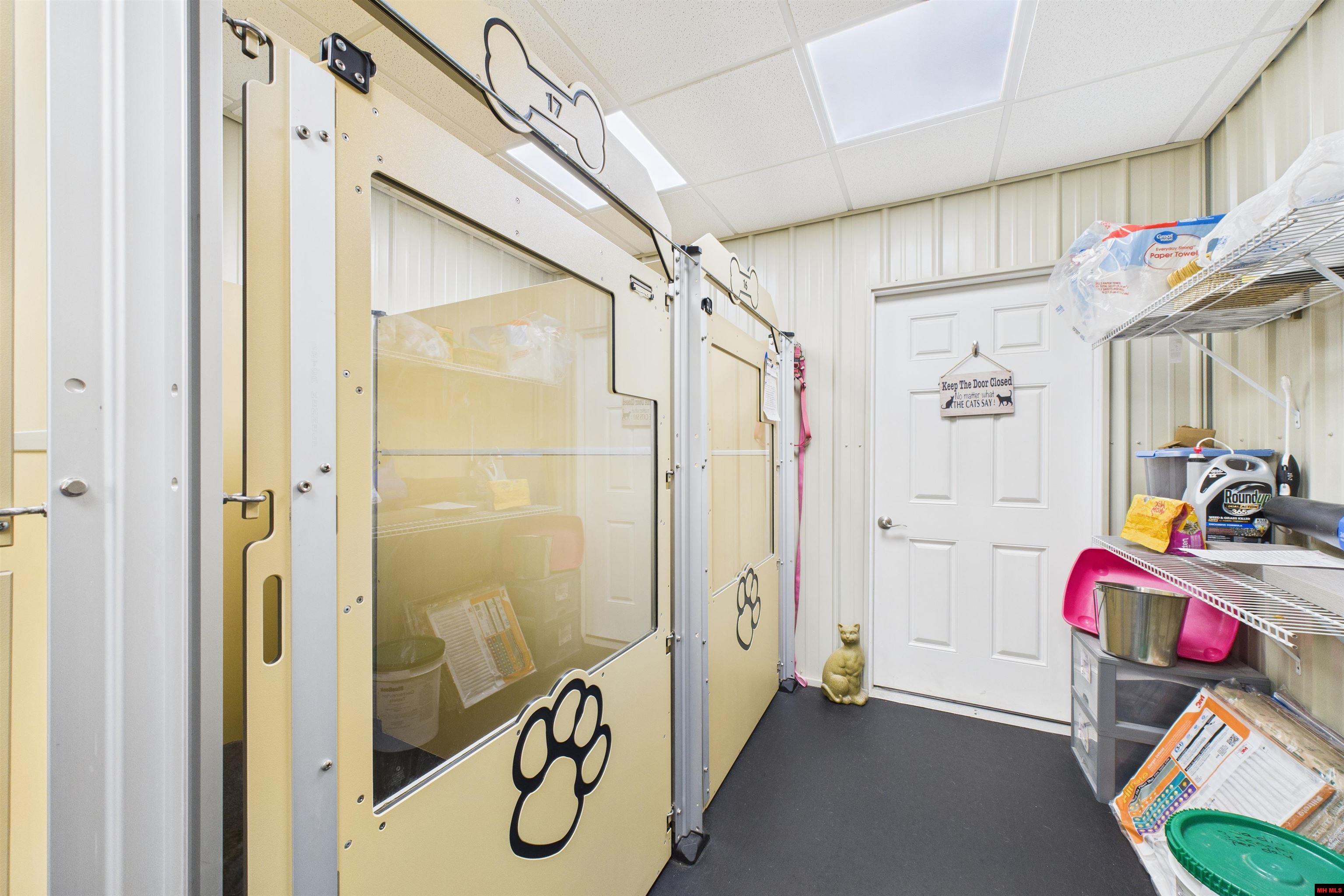 702 E MAIN STREET Flippin, AR