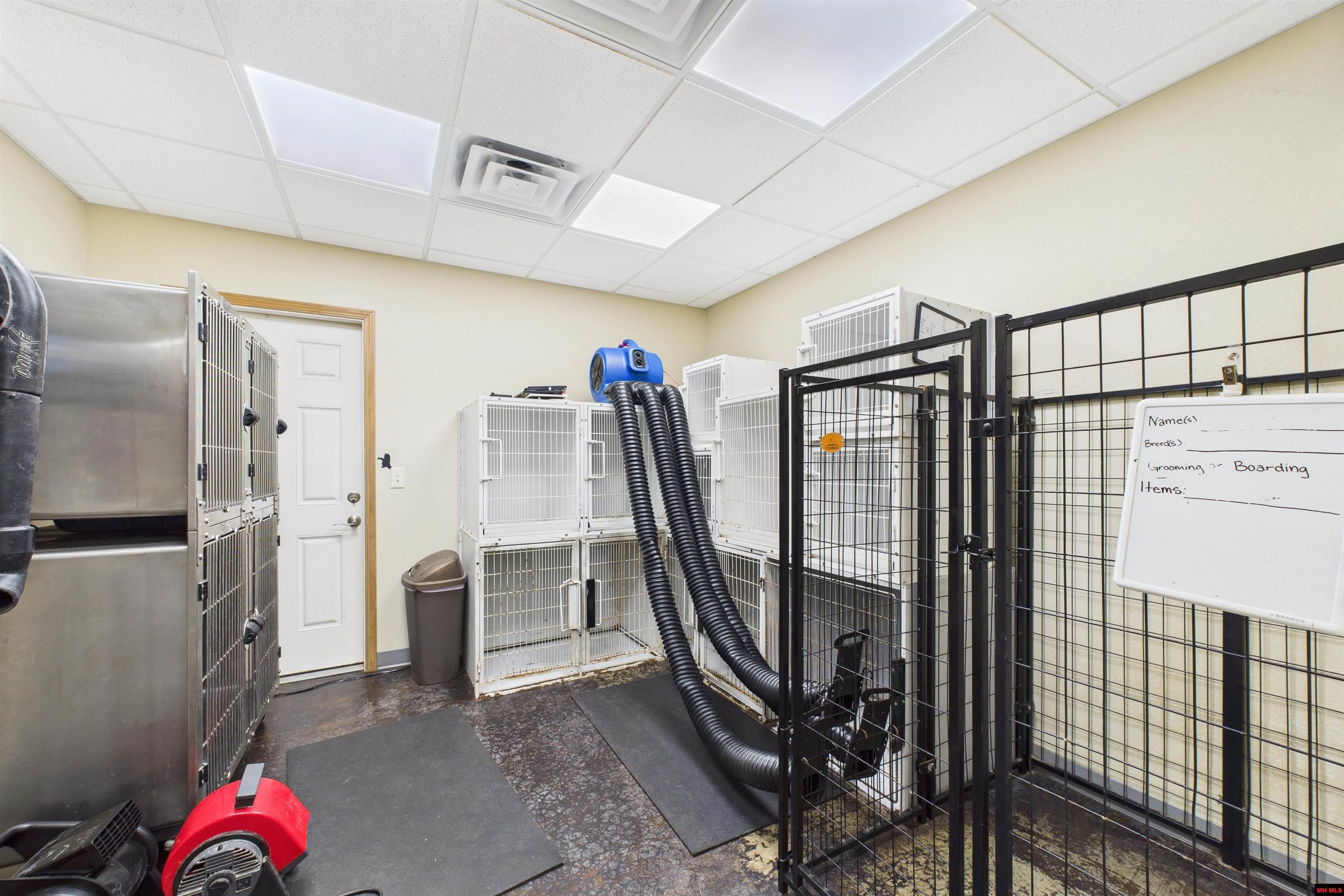 702 E MAIN STREET Flippin, AR