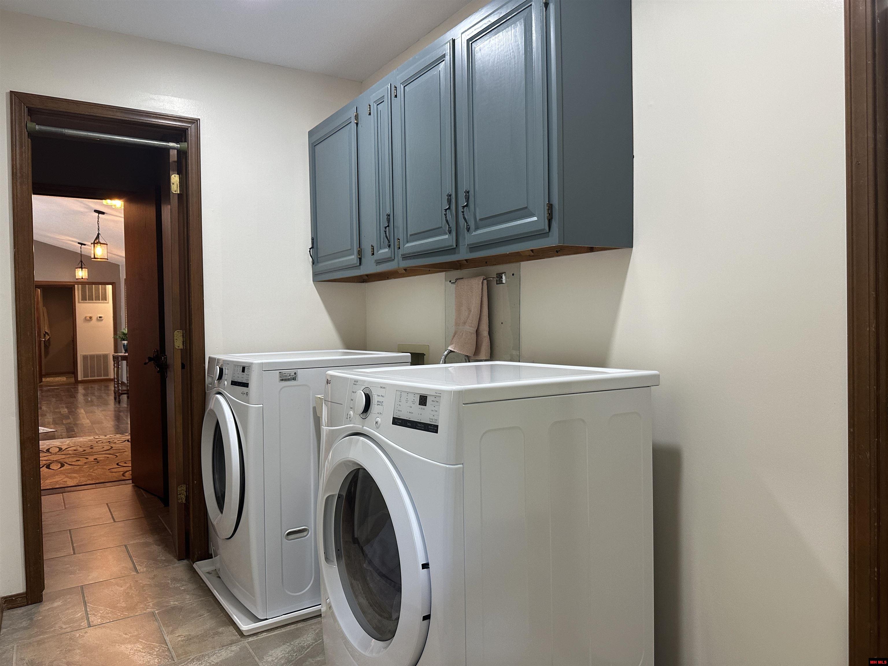 1712 Van Buren Avenue