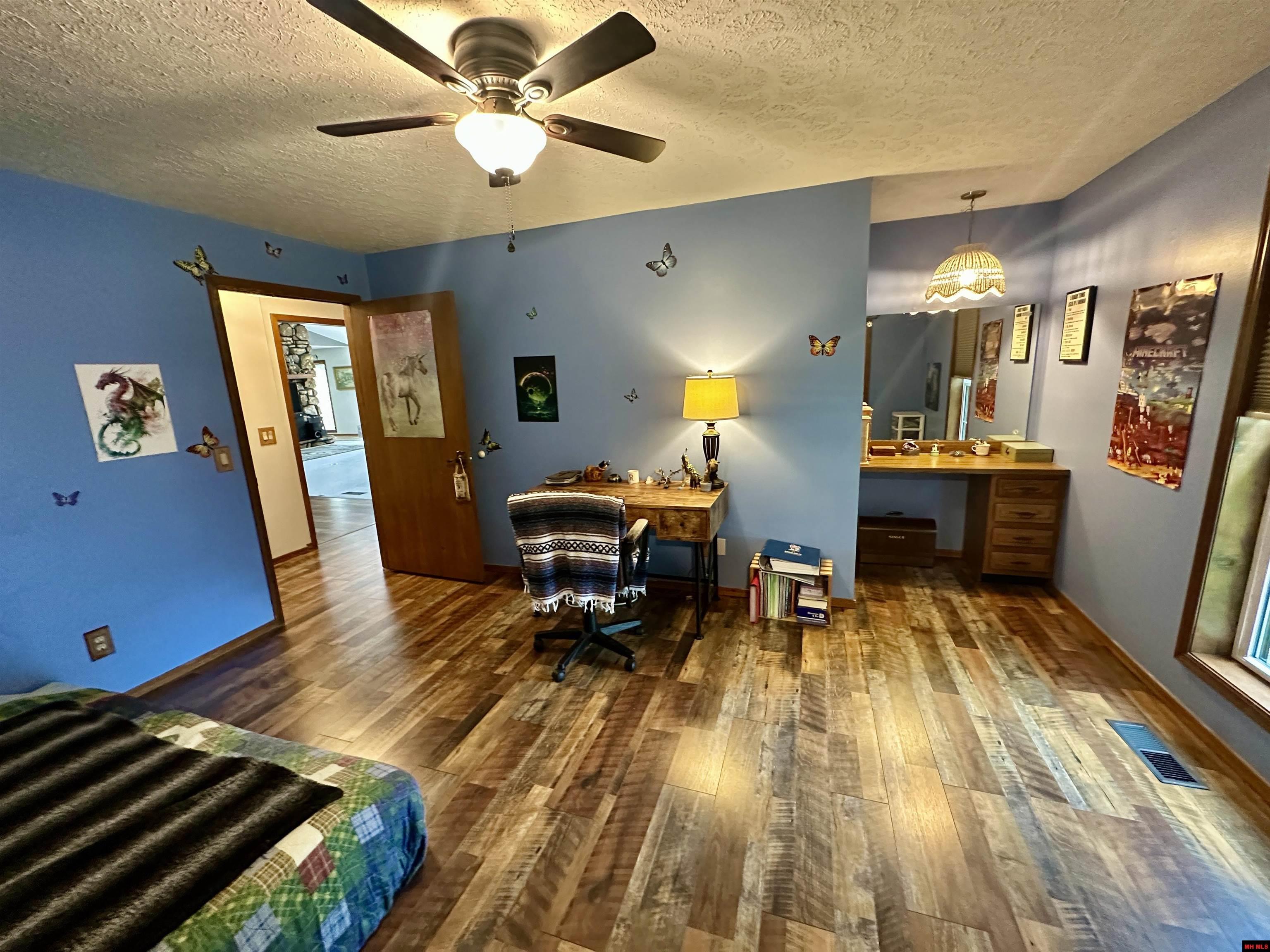 1712 Van Buren Avenue