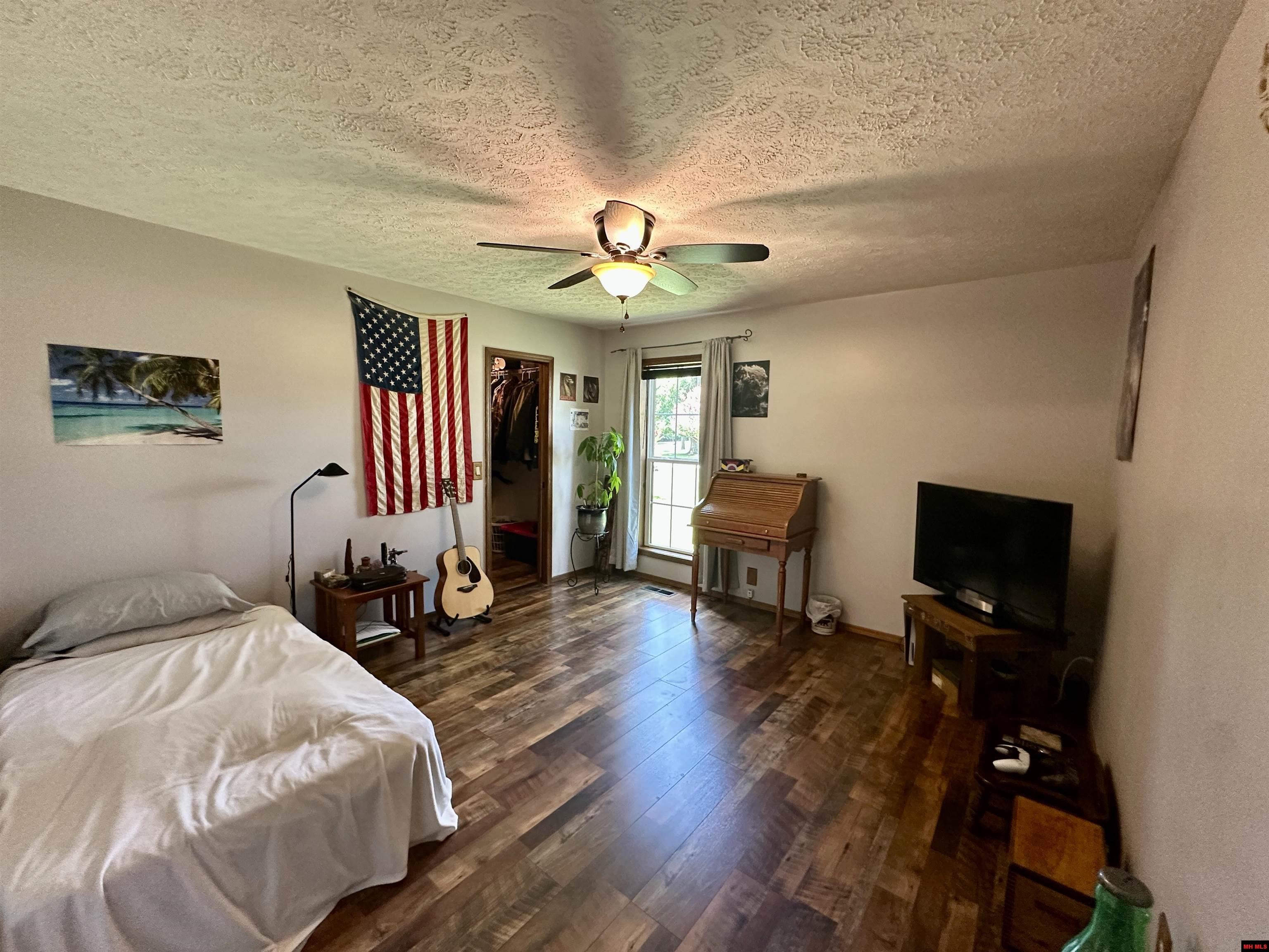 1712 Van Buren Avenue