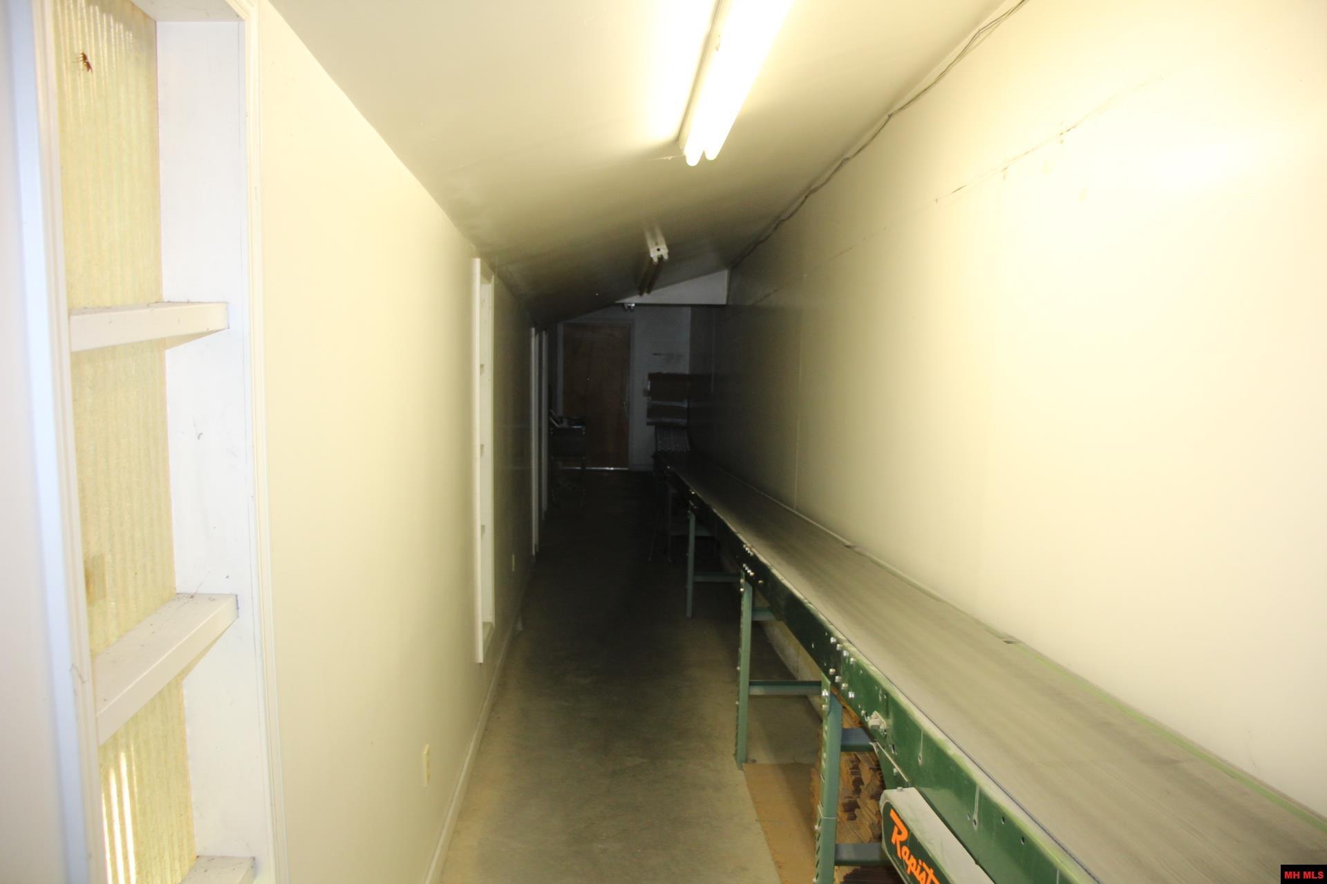 312 D & D PLAZA Yellville, AR