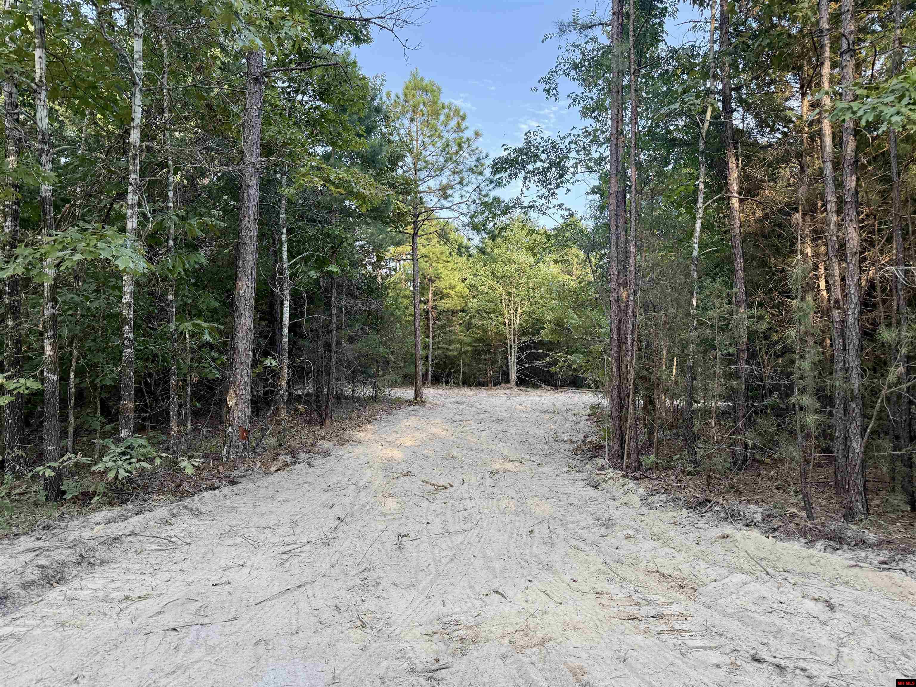 001-01049-000 Cr 128