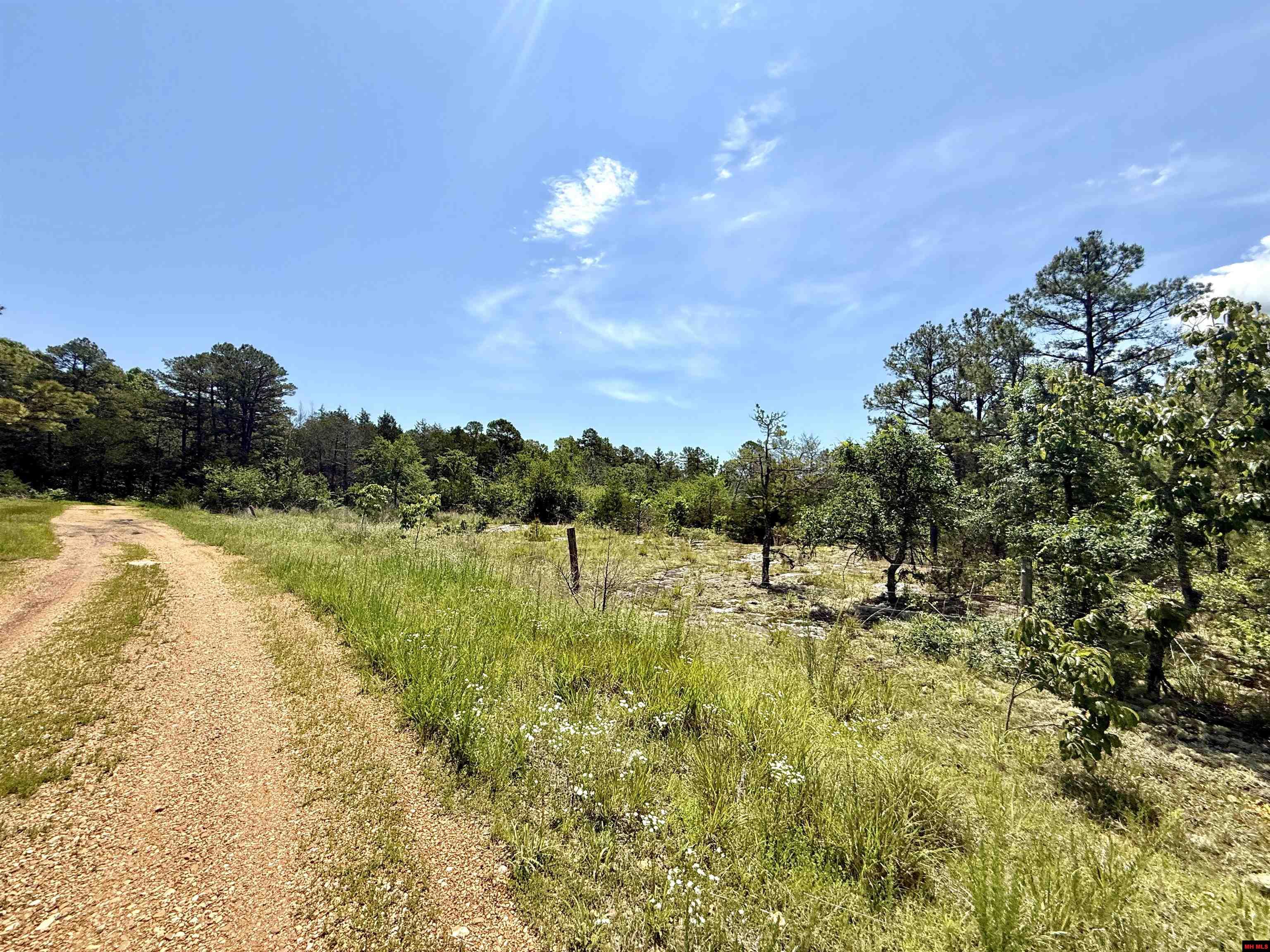 001-01049-000 Cr 128