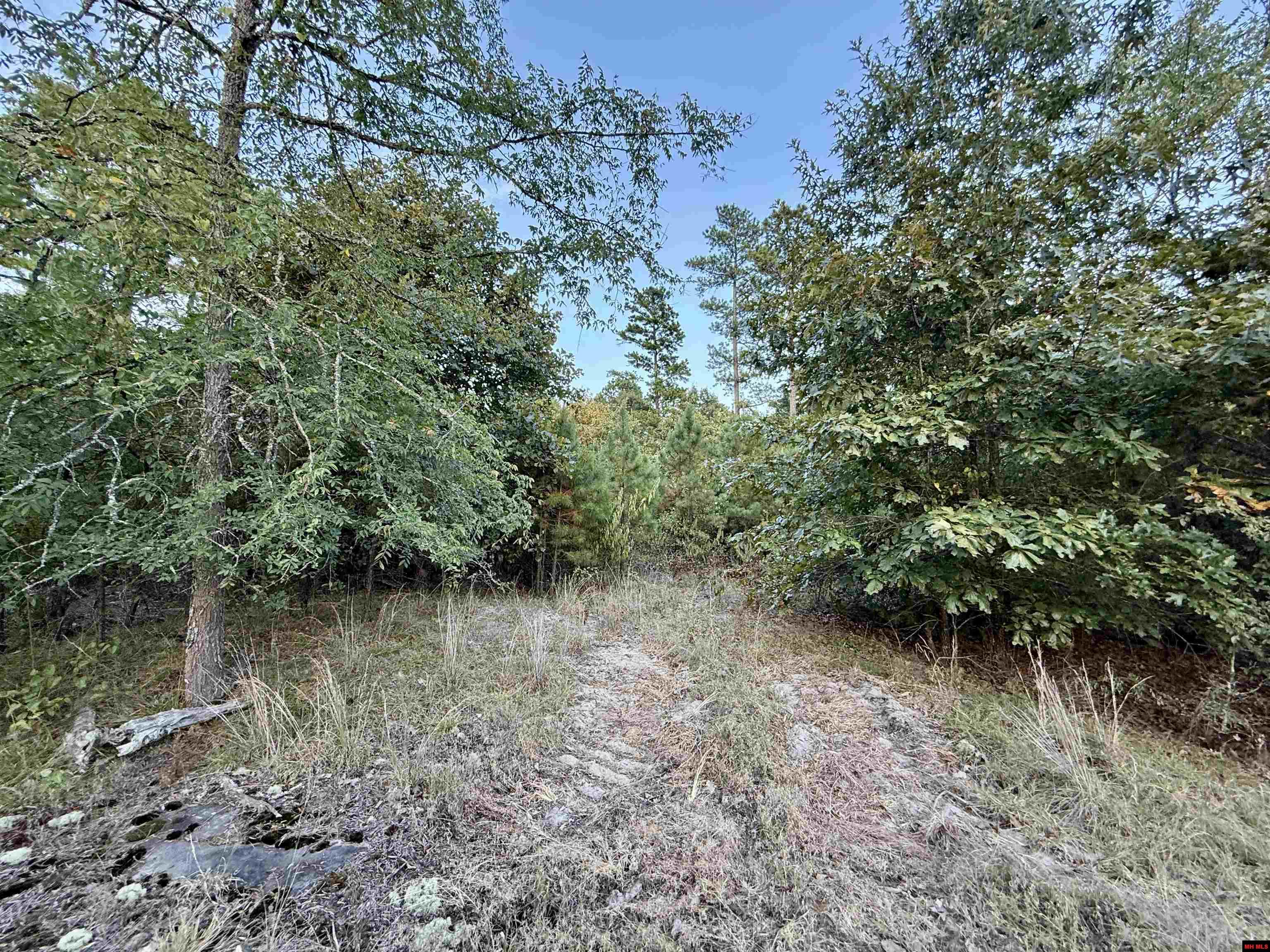 001-01049-000 Cr 128