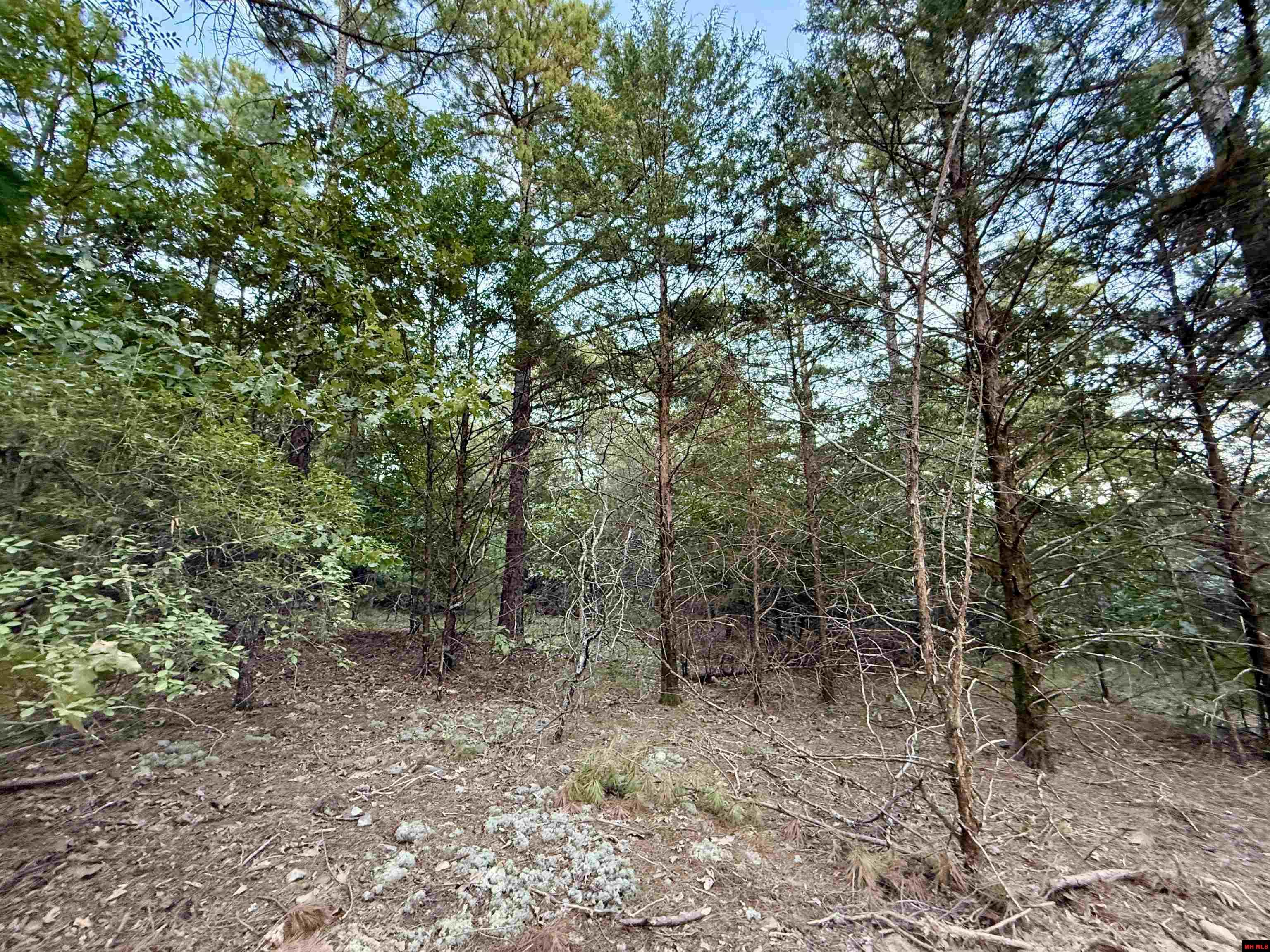 001-01049-000 Cr 128