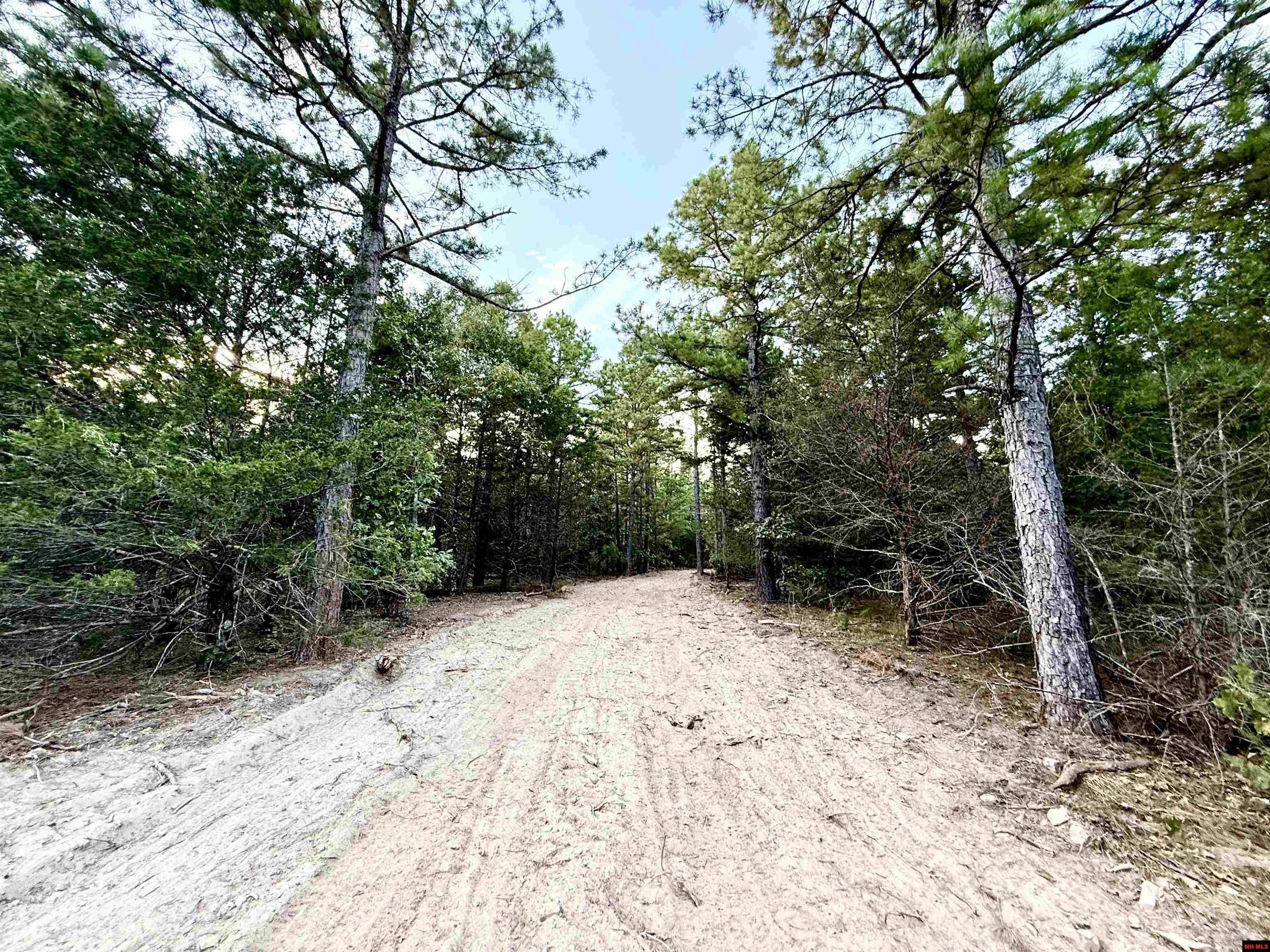 001-01049-000 Cr 128