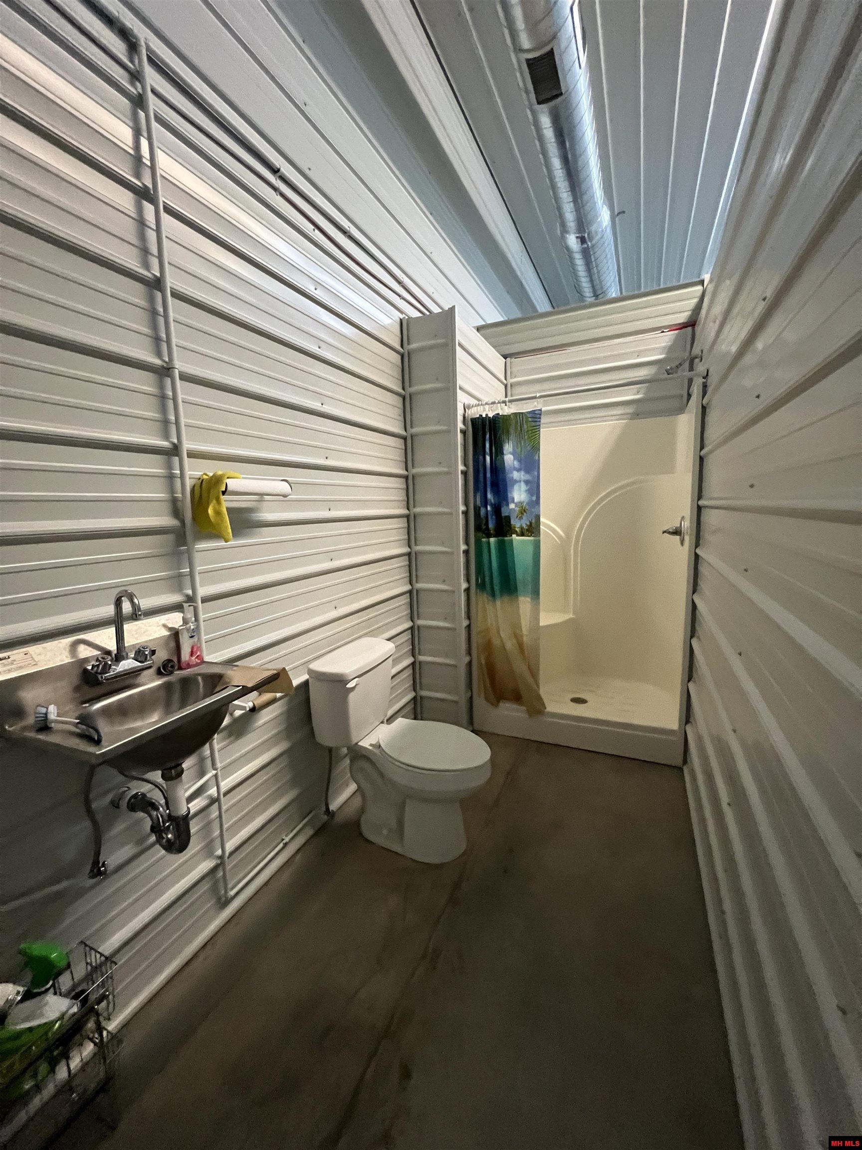 80 CR 842 Henderson, AR