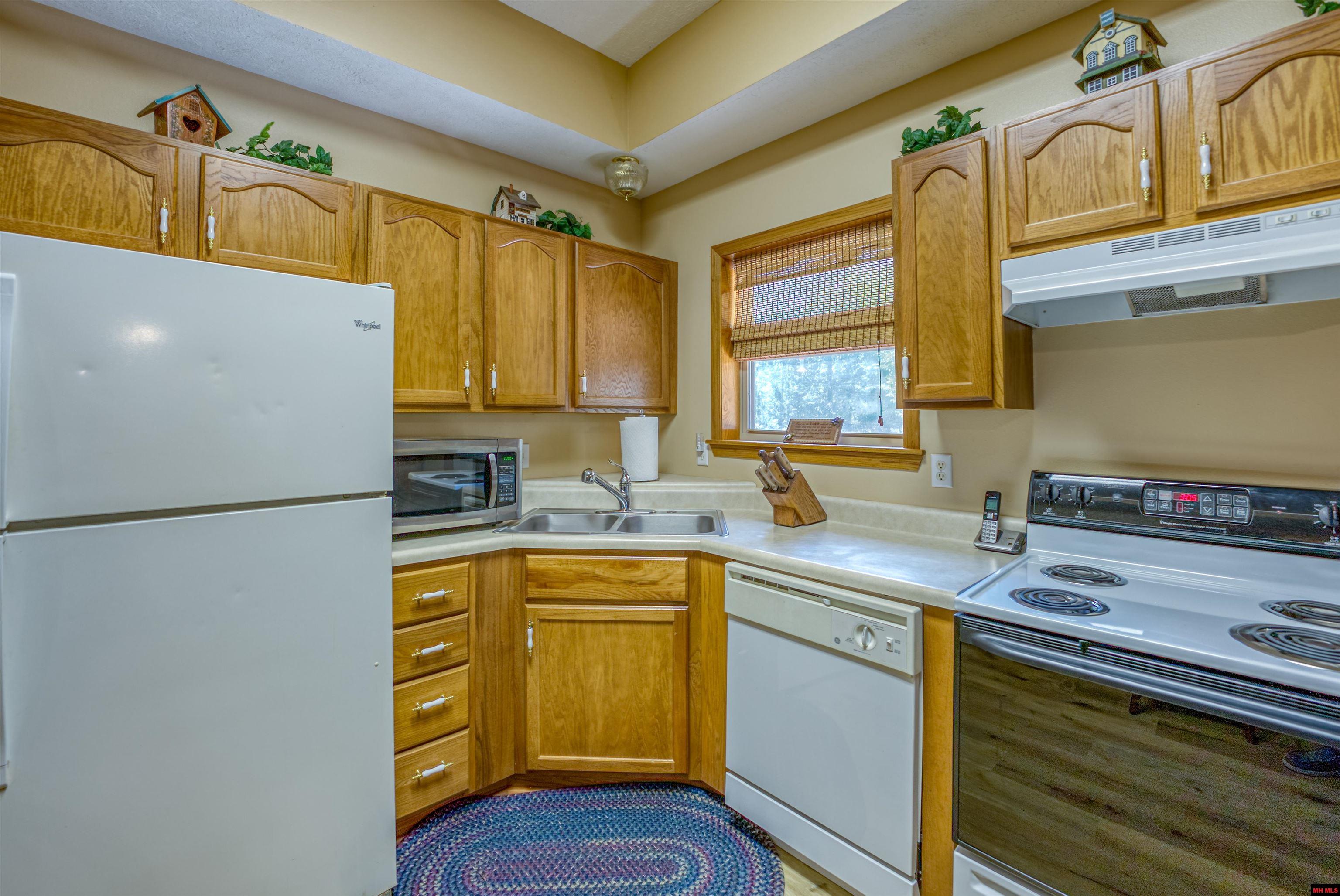 654 MALLARD POINT ROAD Mountain Home, AR