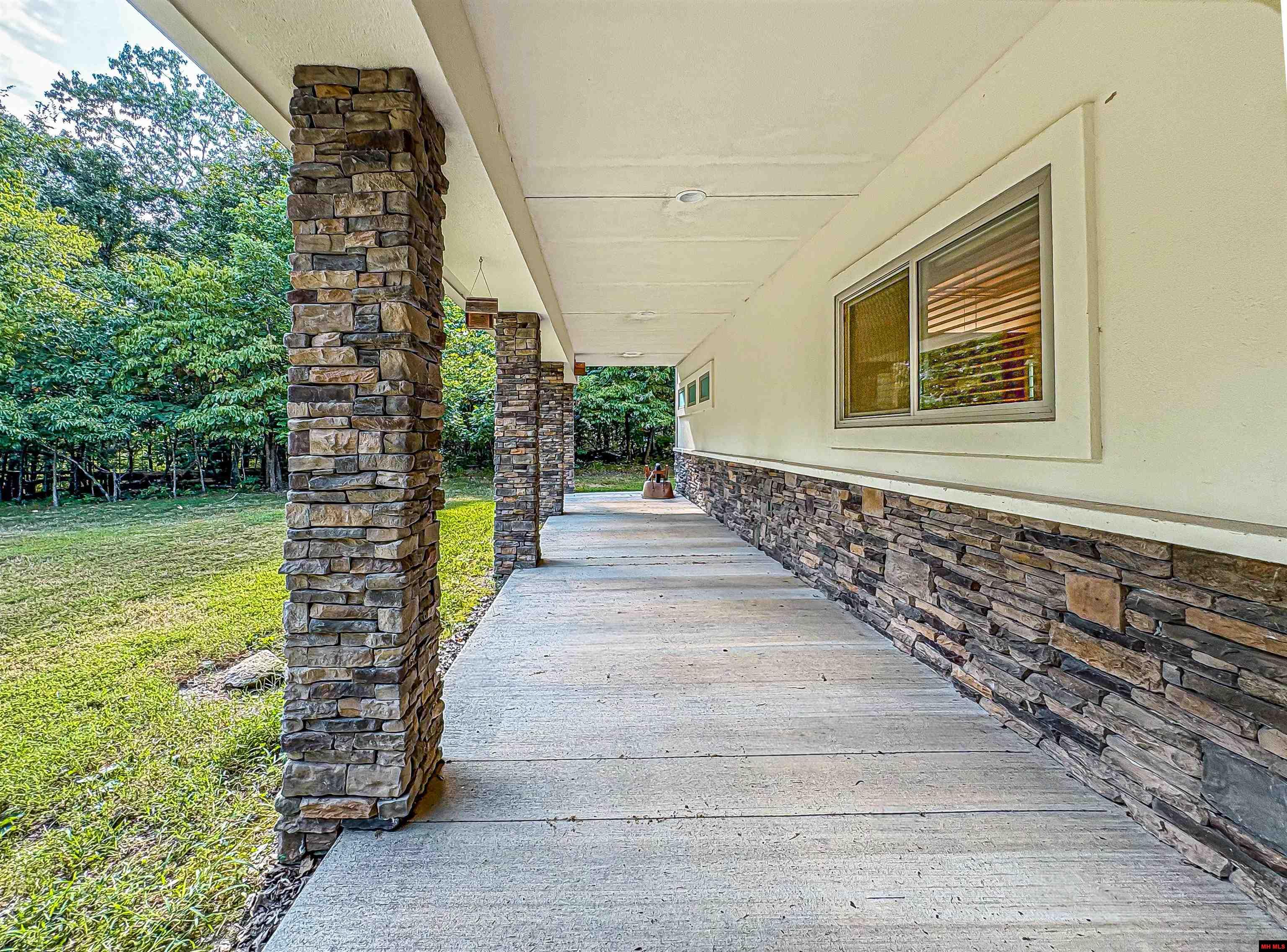 418 Dogwood Ridge Terrace