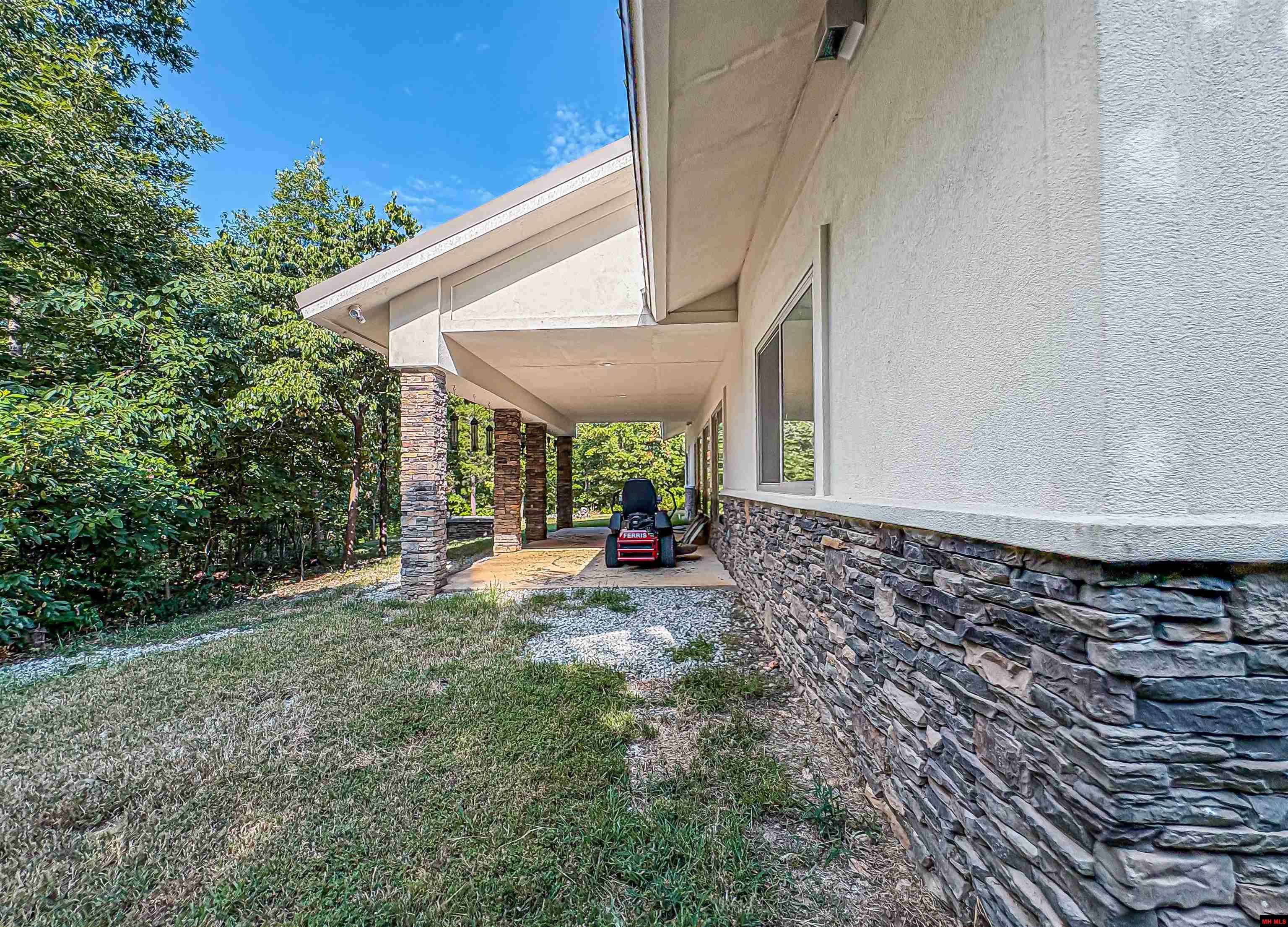 418 Dogwood Ridge Terrace