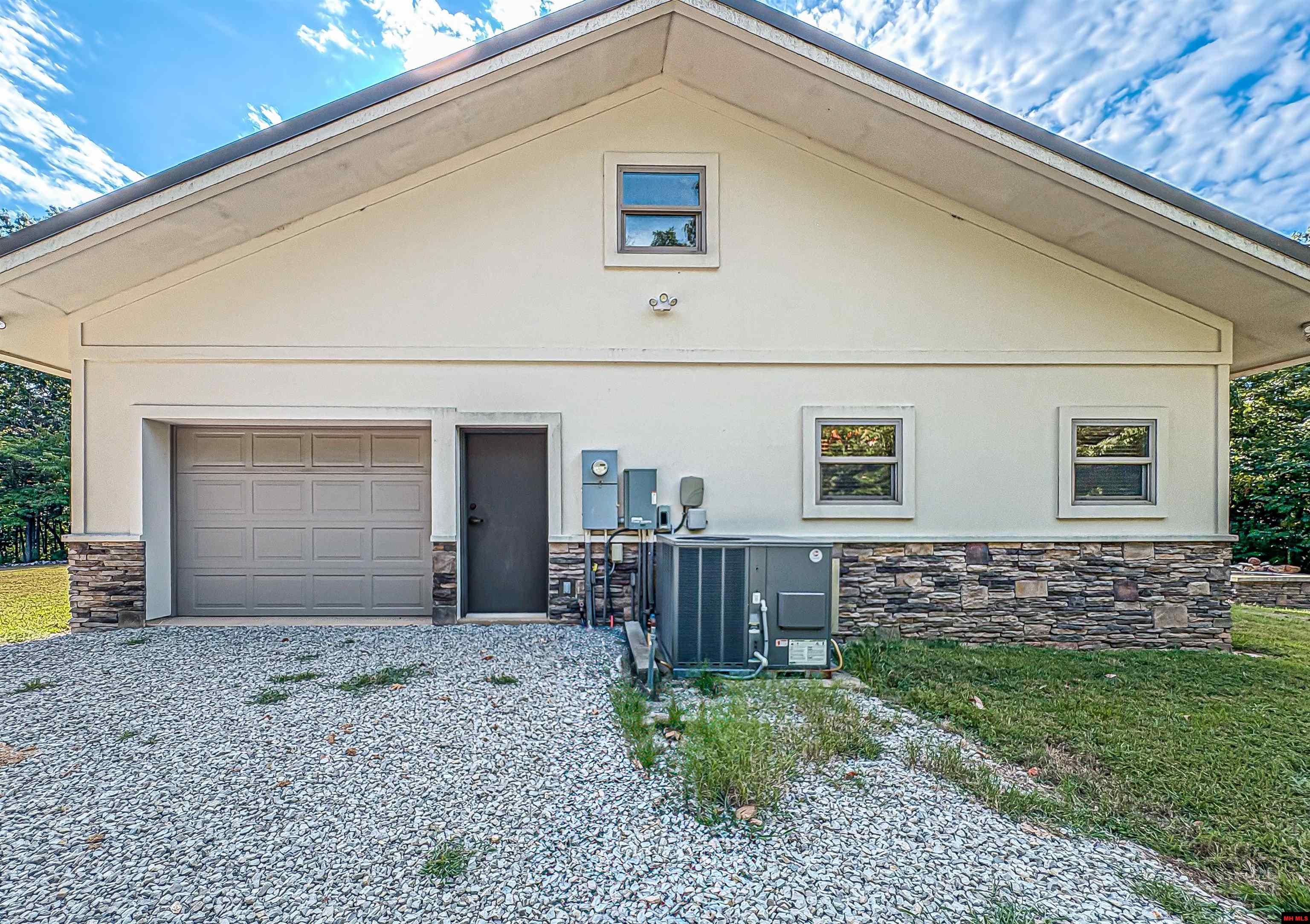 418 Dogwood Ridge Terrace