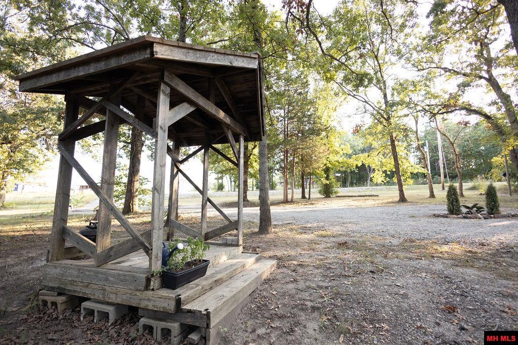 10452 HWY 5 SOUTH Salesville, AR