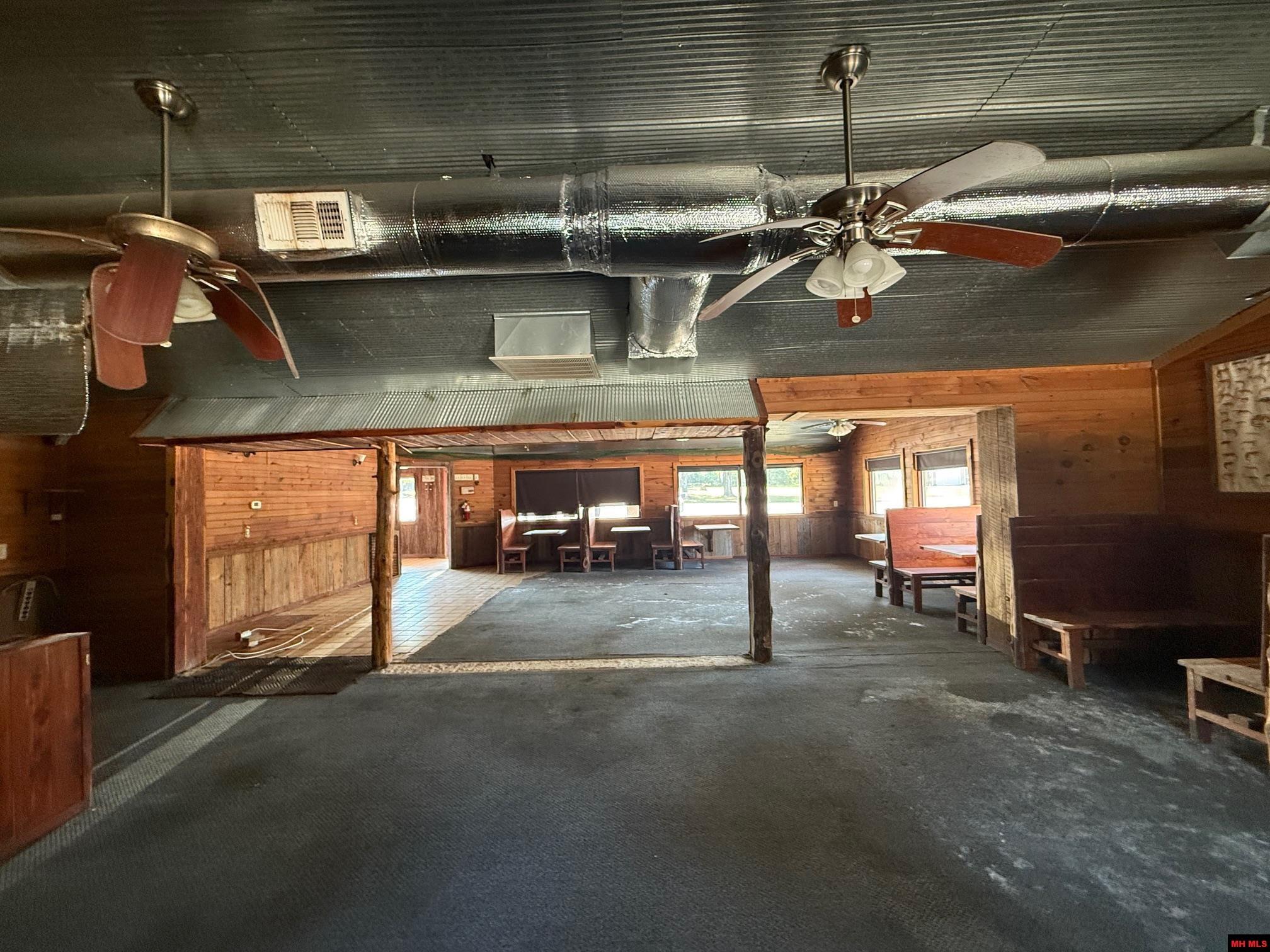 1400 Central Boulevard