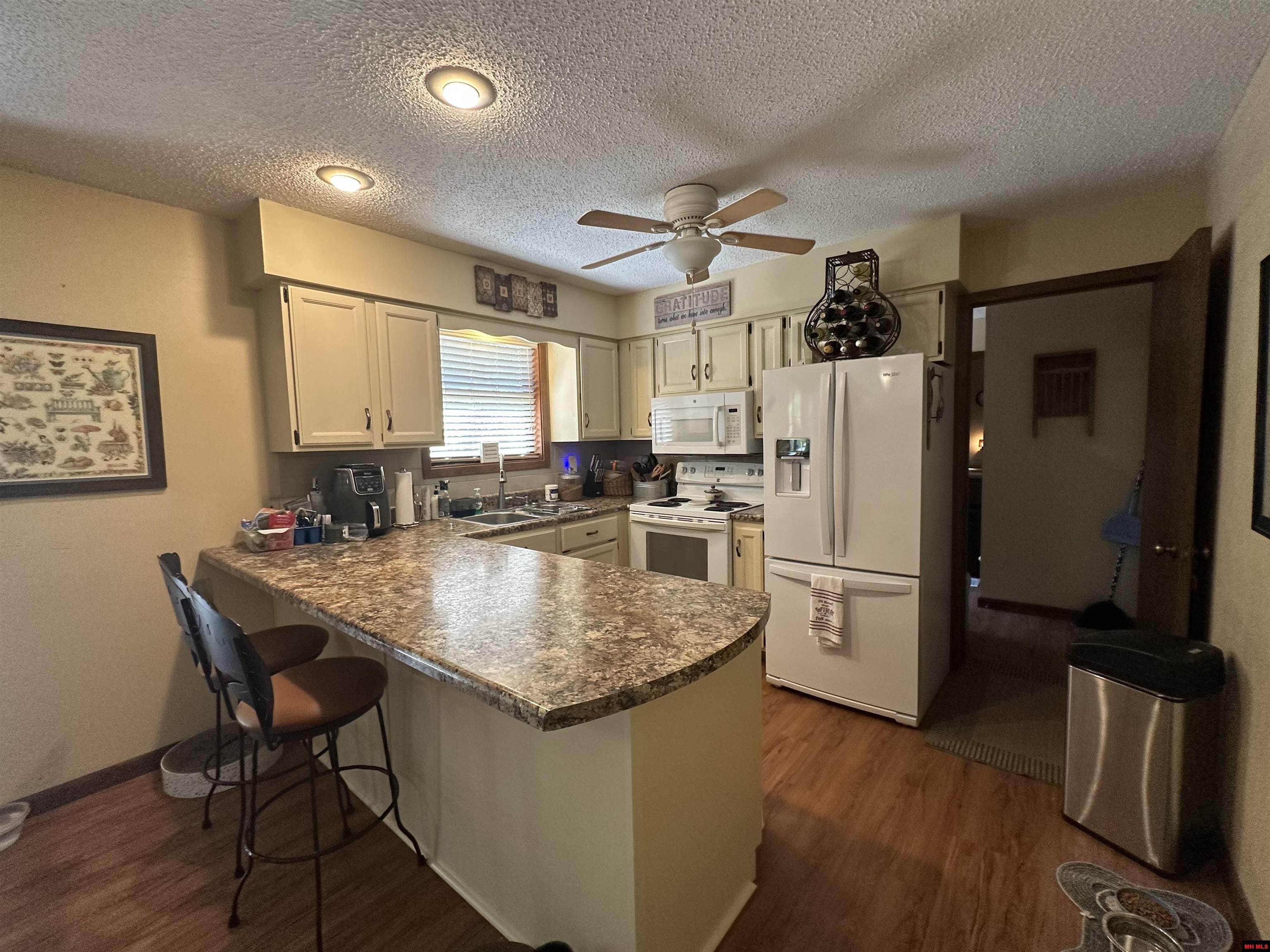 1403 Jordan Landing Road