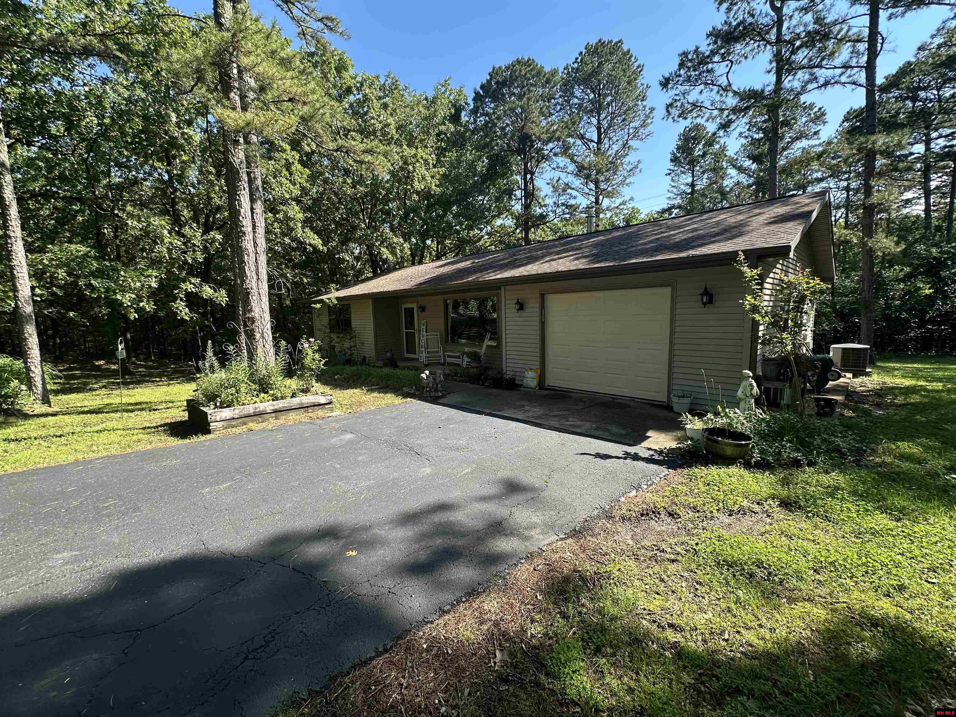 1403 Jordan Landing Road