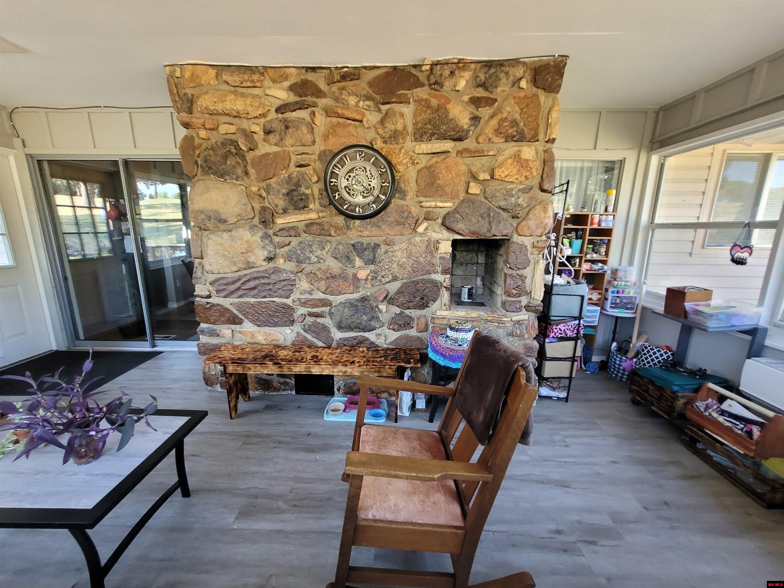 310 W Green Valley Drive