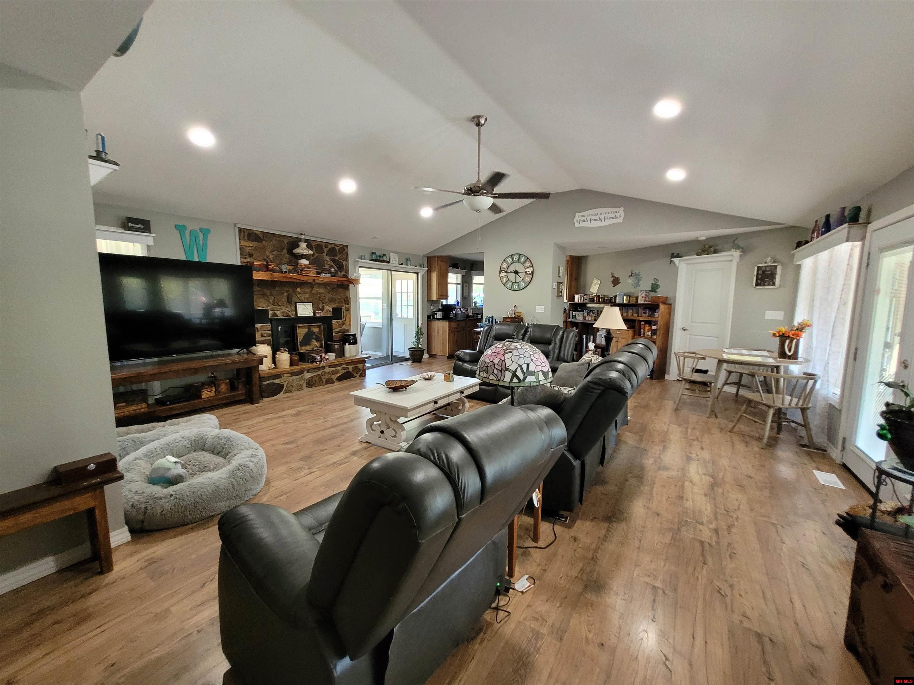 310 W Green Valley Drive