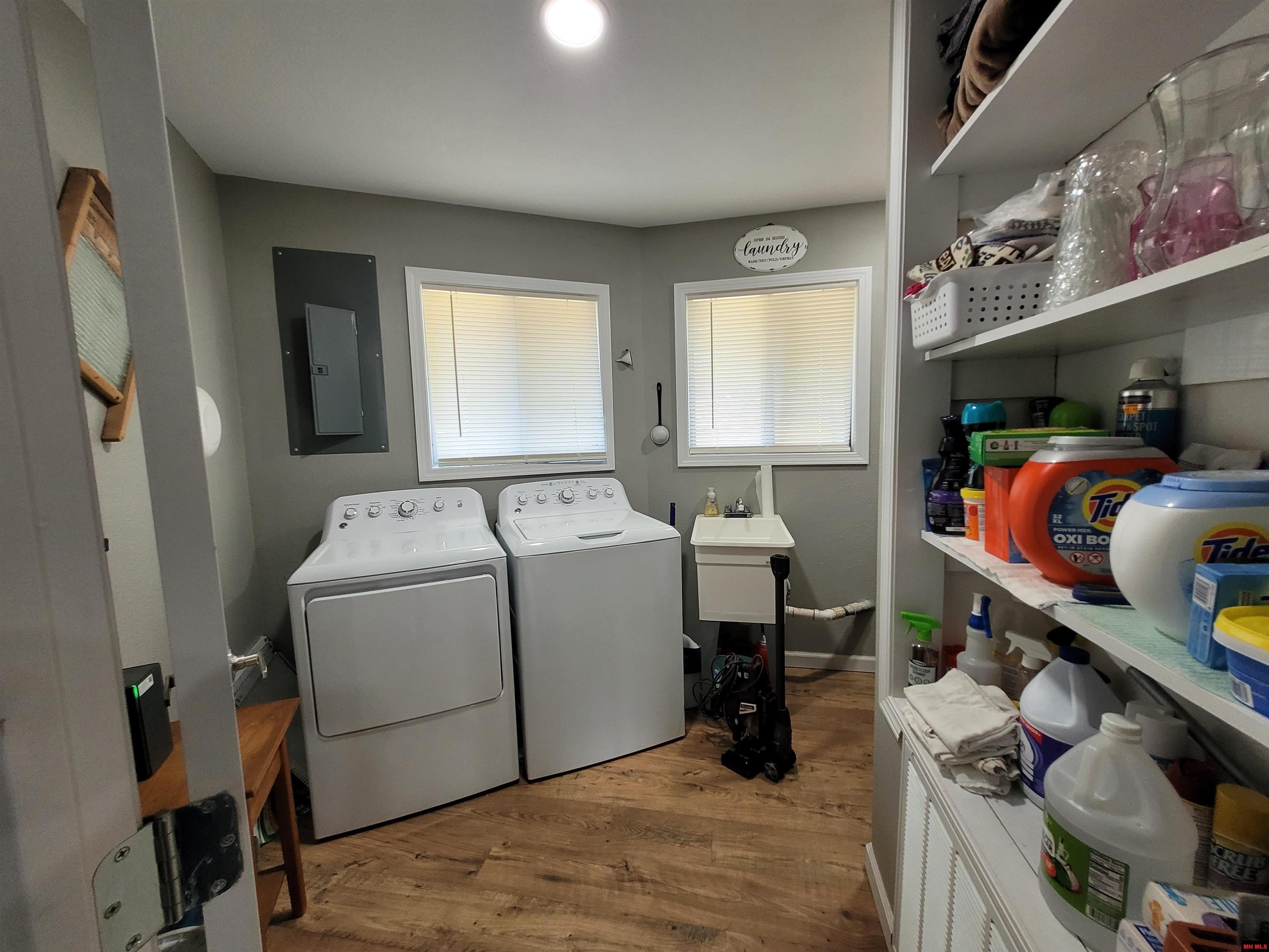 310 W Green Valley Drive